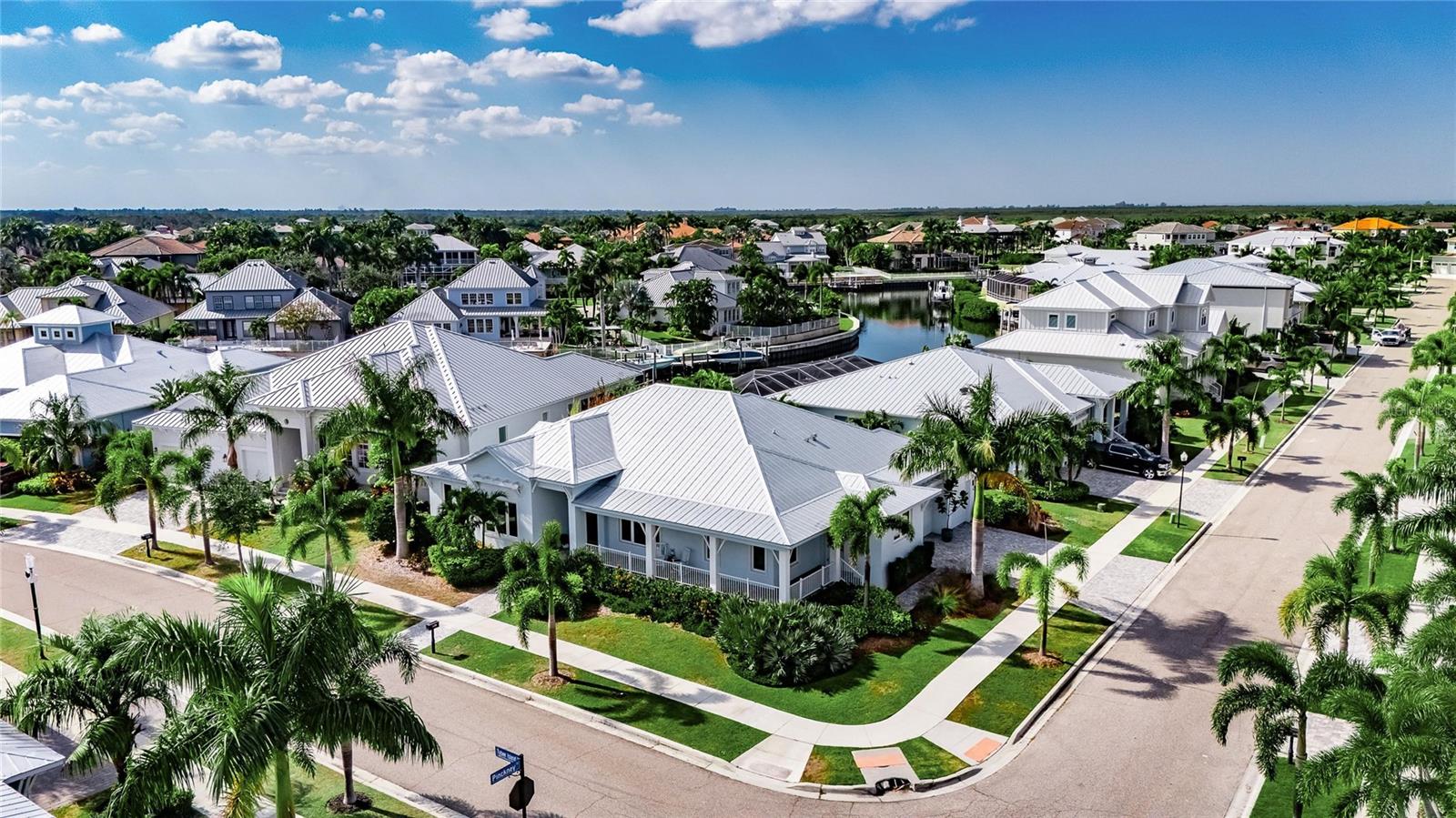 5720 TYBEE ISLAND DR, APOLLO BEACH, FL, 33572