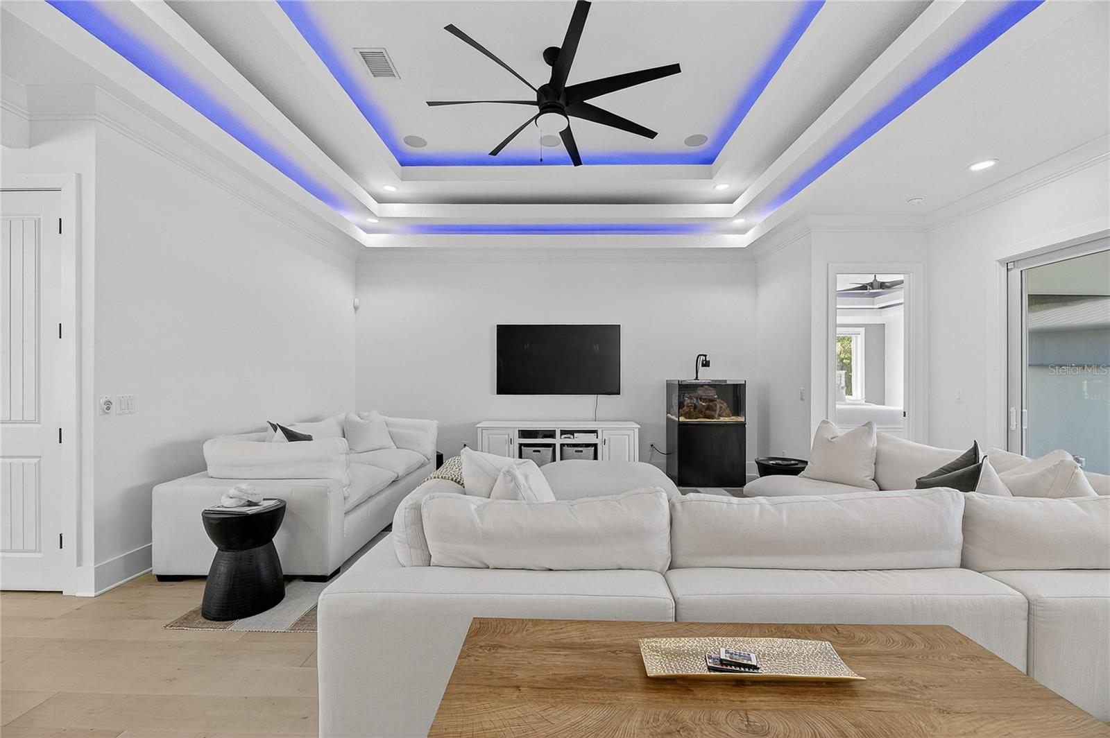 5720 TYBEE ISLAND DR, APOLLO BEACH, FL, 33572