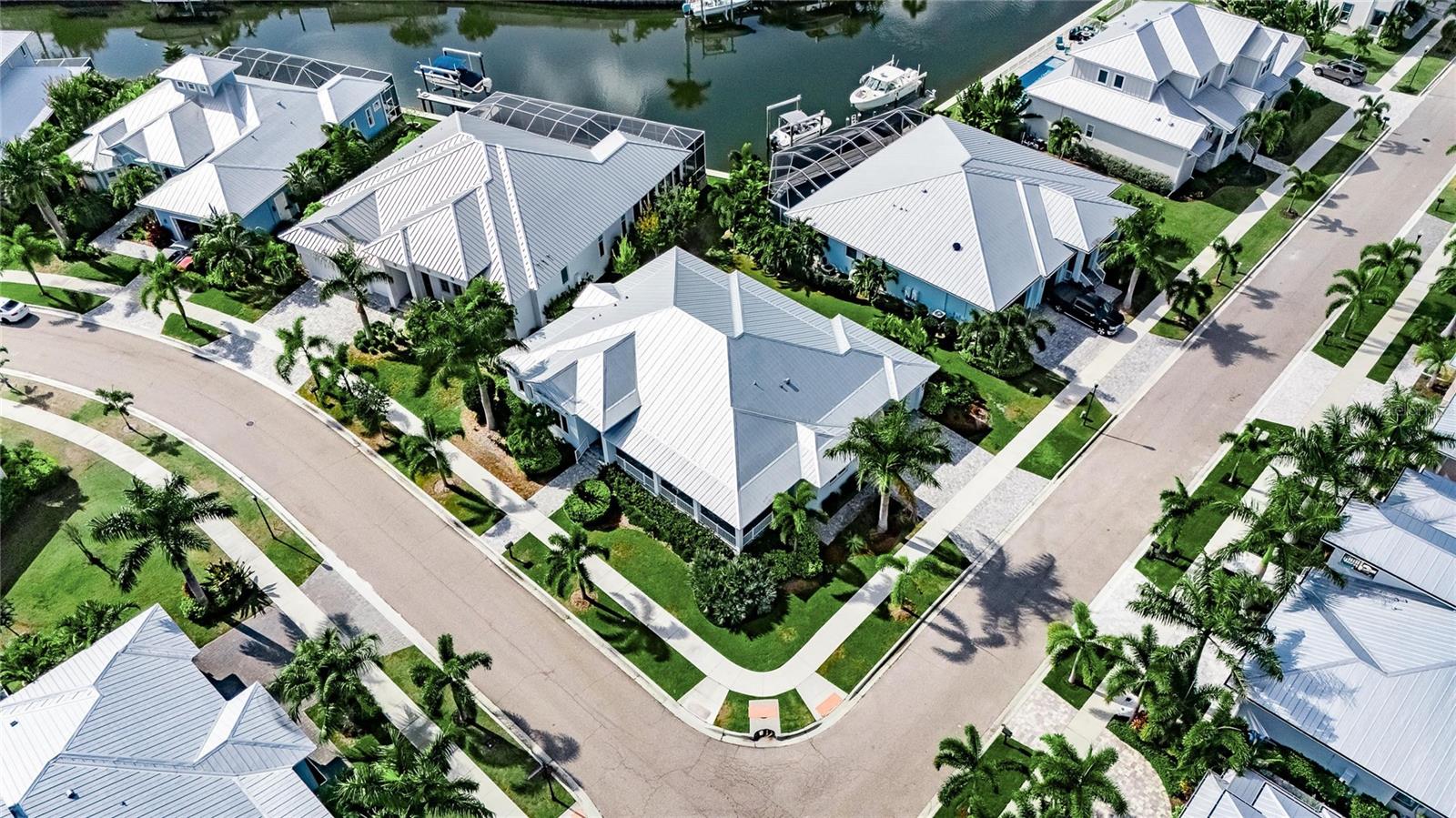 5720 TYBEE ISLAND DR, APOLLO BEACH, FL, 33572