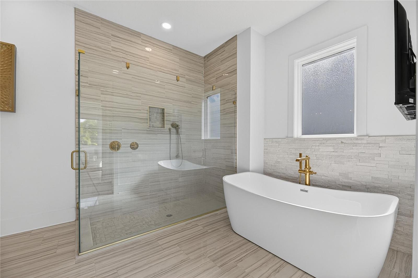 5720 TYBEE ISLAND DR, APOLLO BEACH, FL, 33572