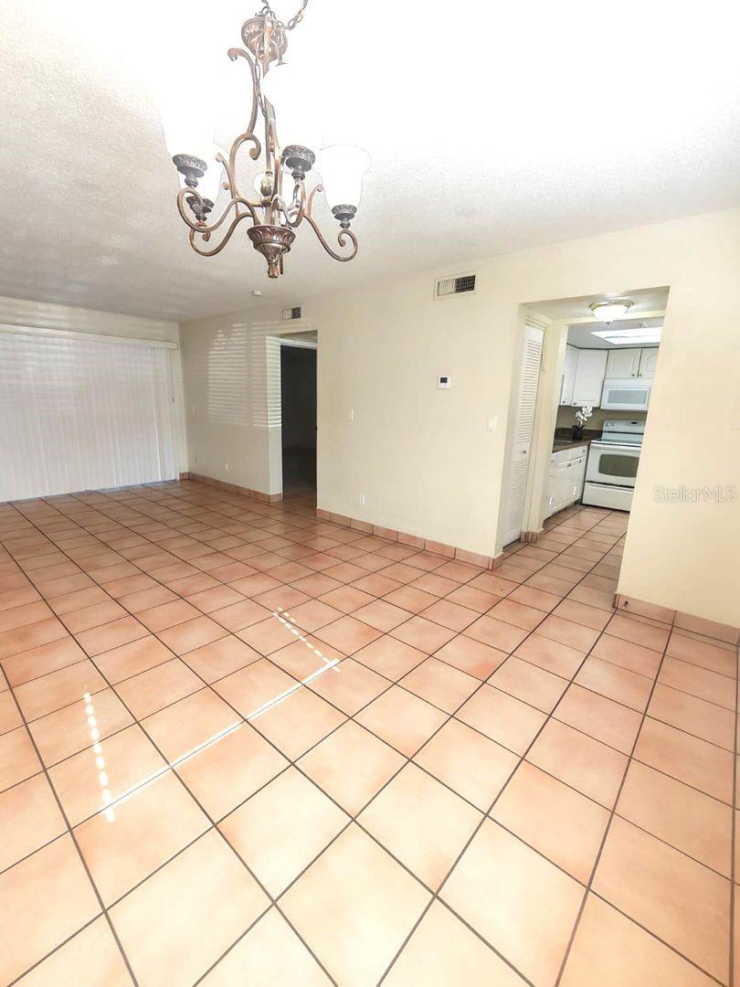 NORTH BAY VILLAGE CONDO, TAMPA, FL, 33615