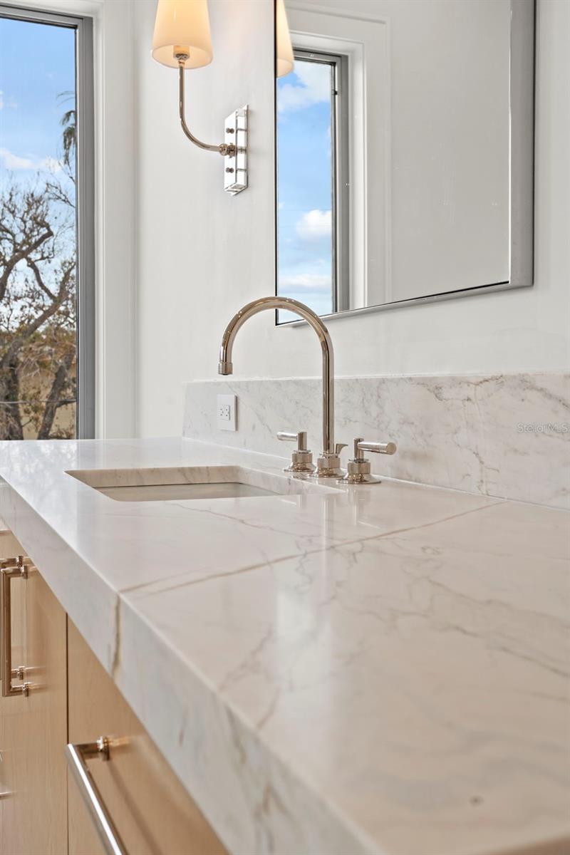 TB8449769 Property Photo