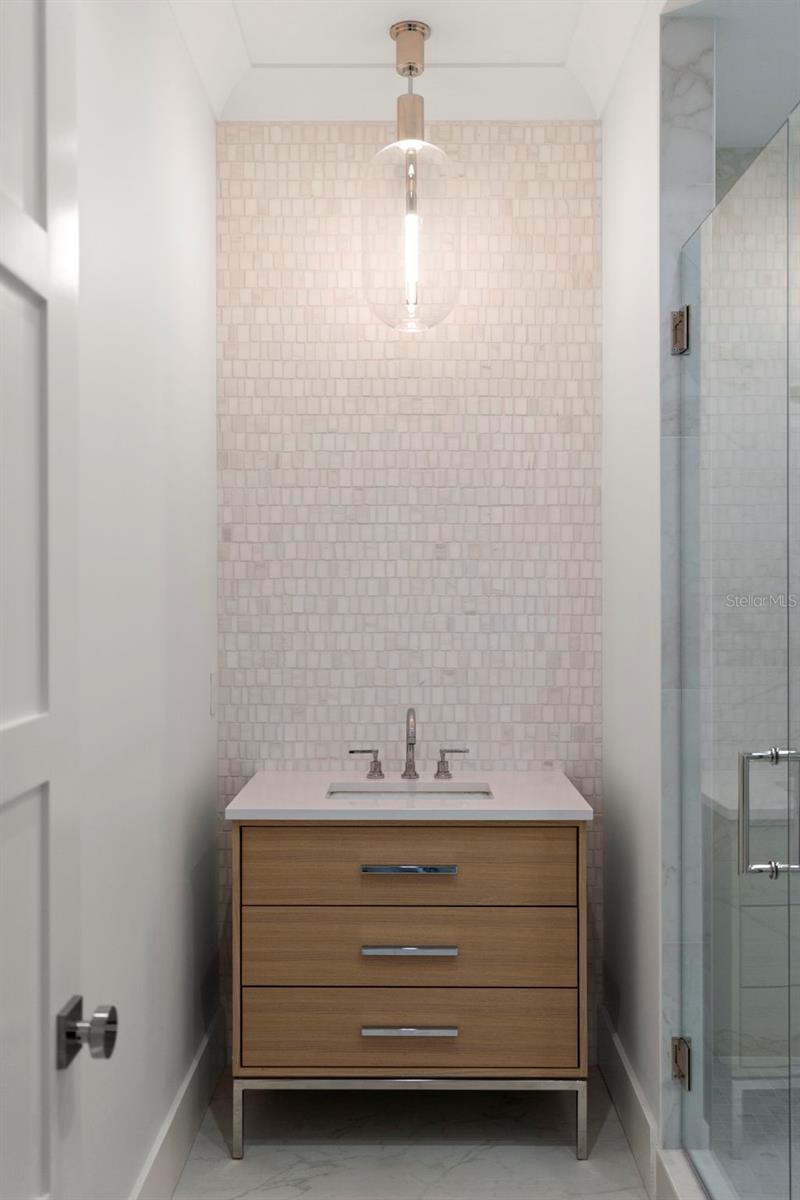 TB8449769 Property Photo