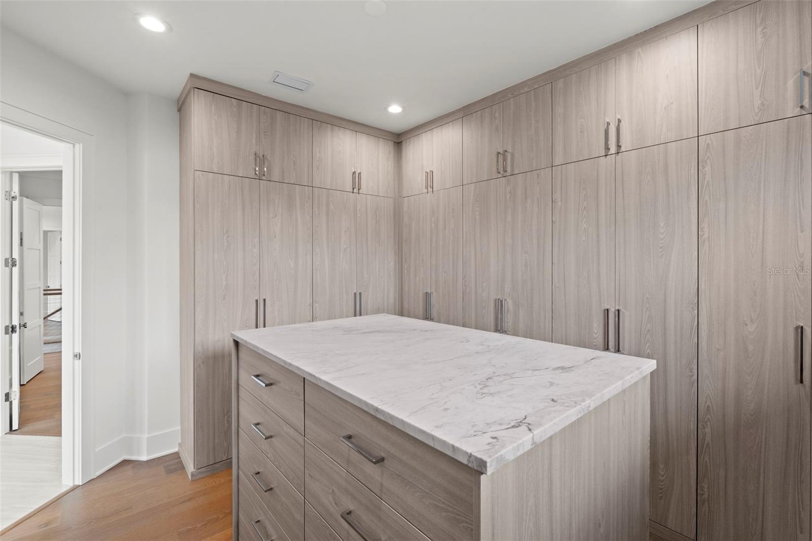 TB8449769 Property Photo