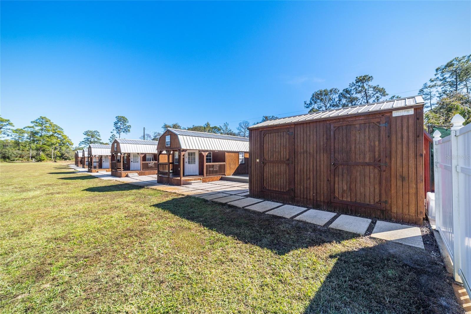 14181 SE 211TH COURT, UMATILLA, FL, 32784