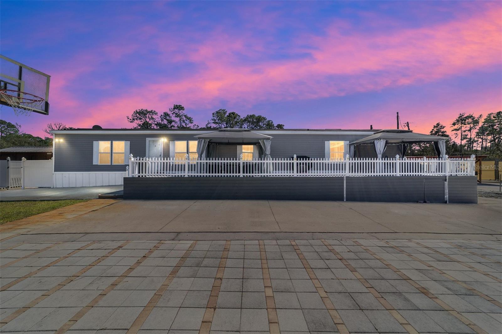 14181 SE 211TH COURT, UMATILLA, FL, 32784