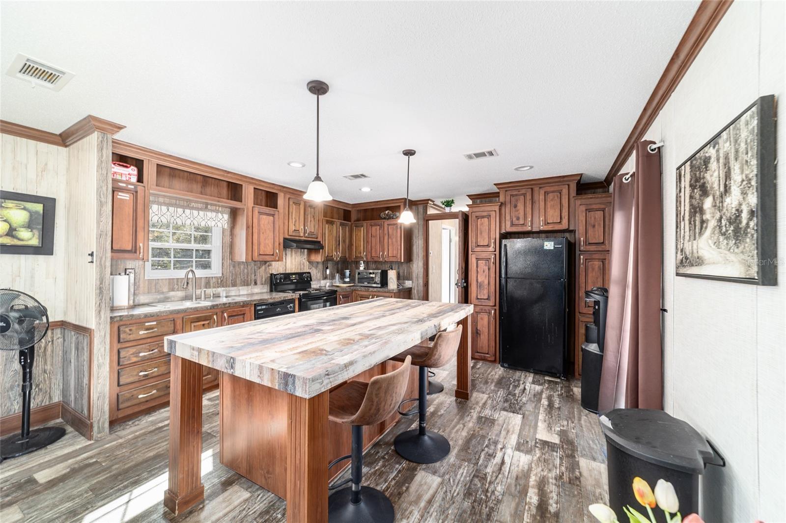 14181 SE 211TH COURT, UMATILLA, FL, 32784