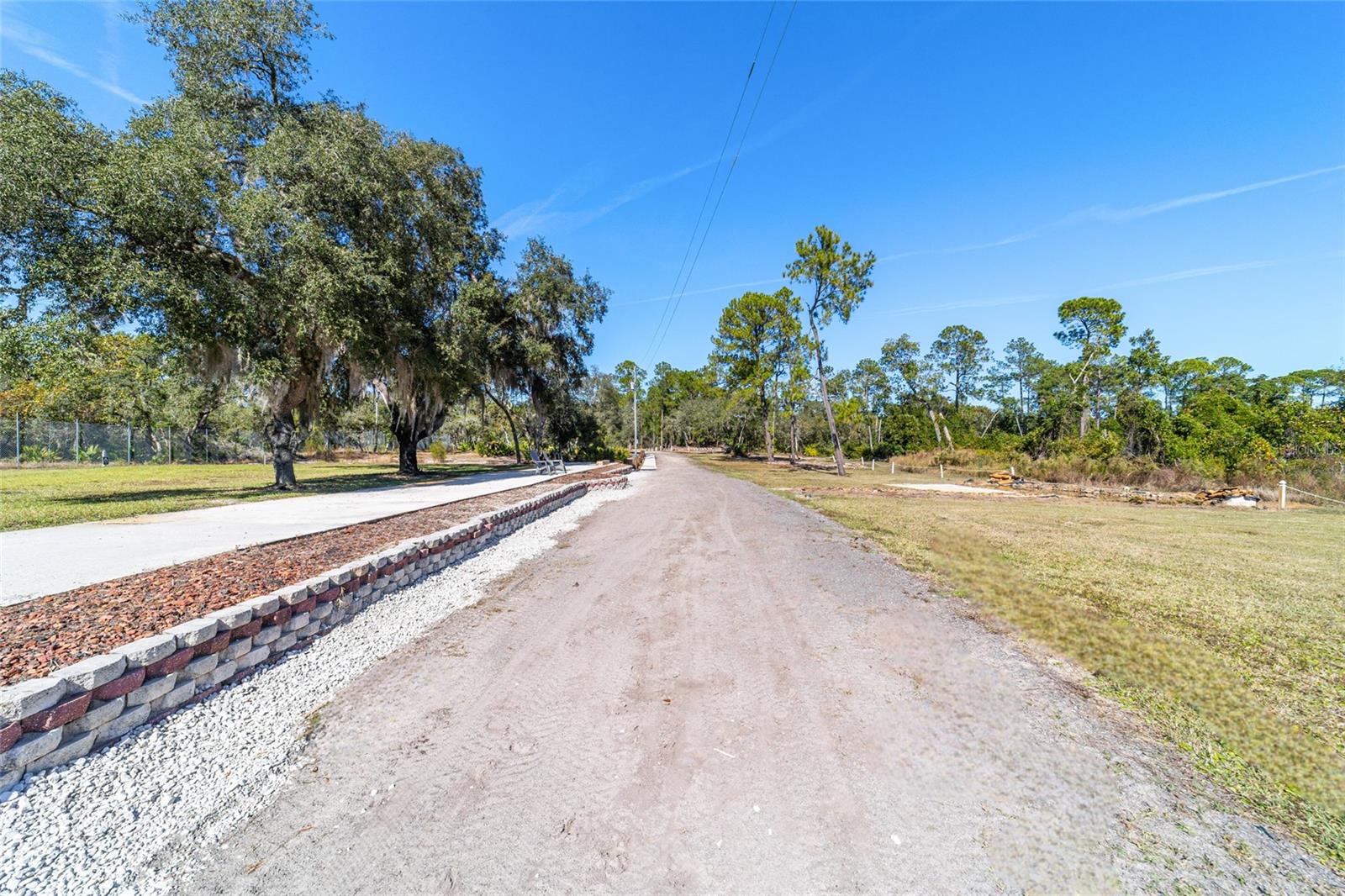 14181 SE 211TH COURT, UMATILLA, FL, 32784