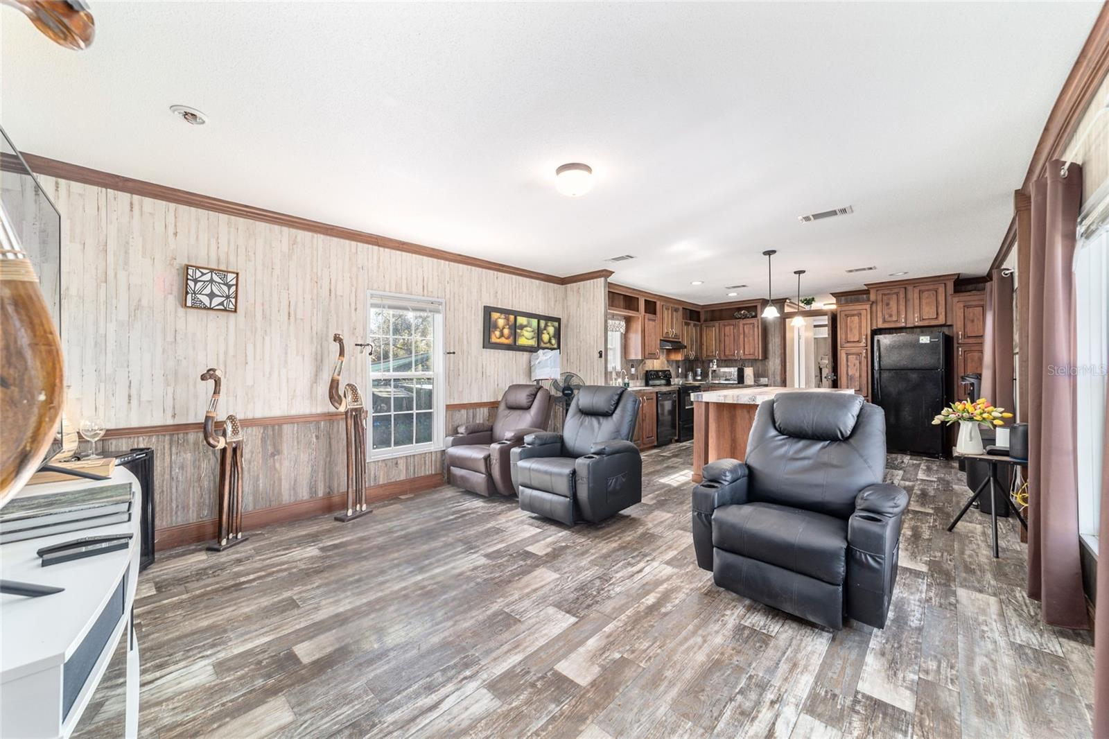 14181 SE 211TH COURT, UMATILLA, FL, 32784