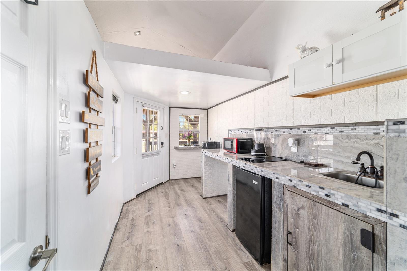 14181 SE 211TH COURT, UMATILLA, FL, 32784