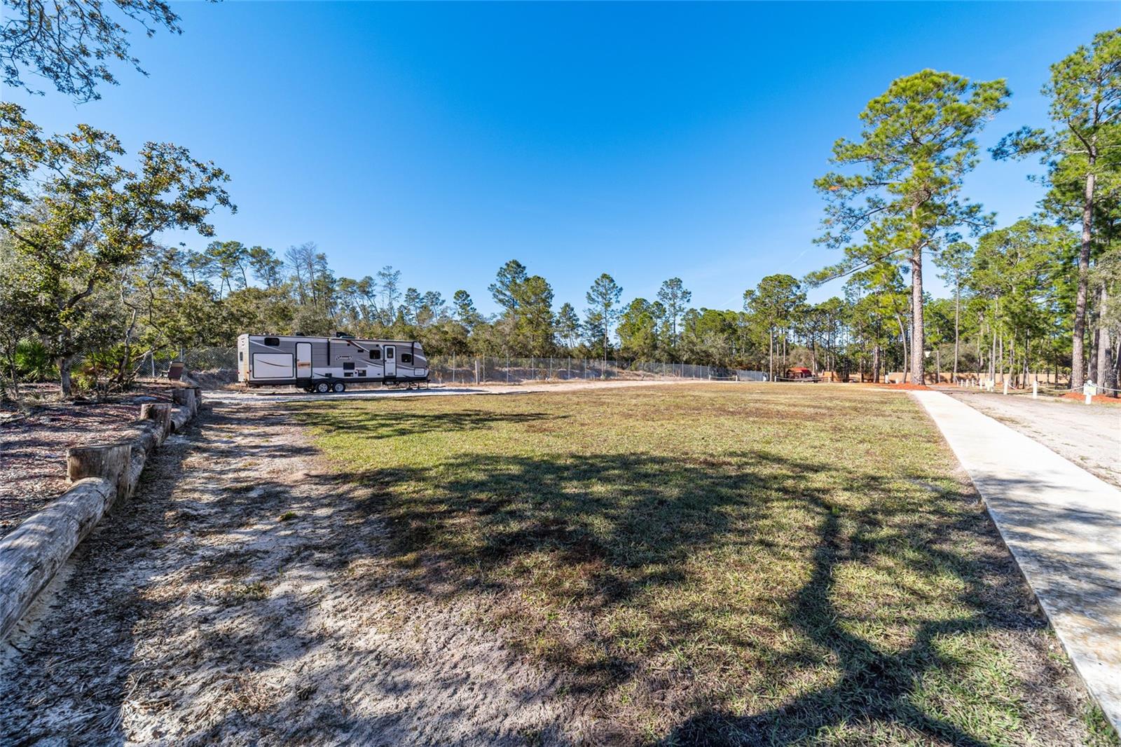 14181 SE 211TH COURT, UMATILLA, FL, 32784