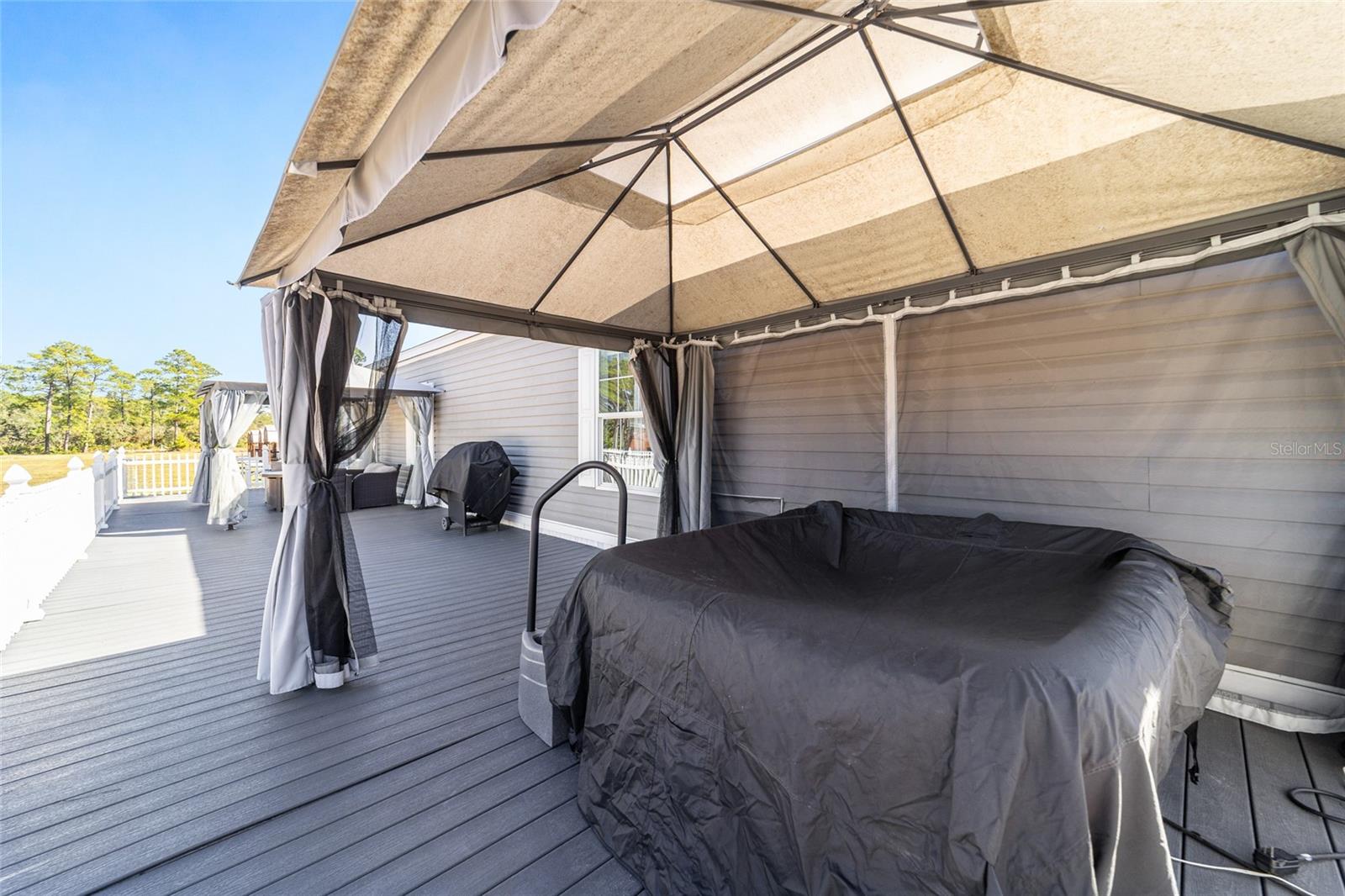 14181 SE 211TH COURT, UMATILLA, FL, 32784