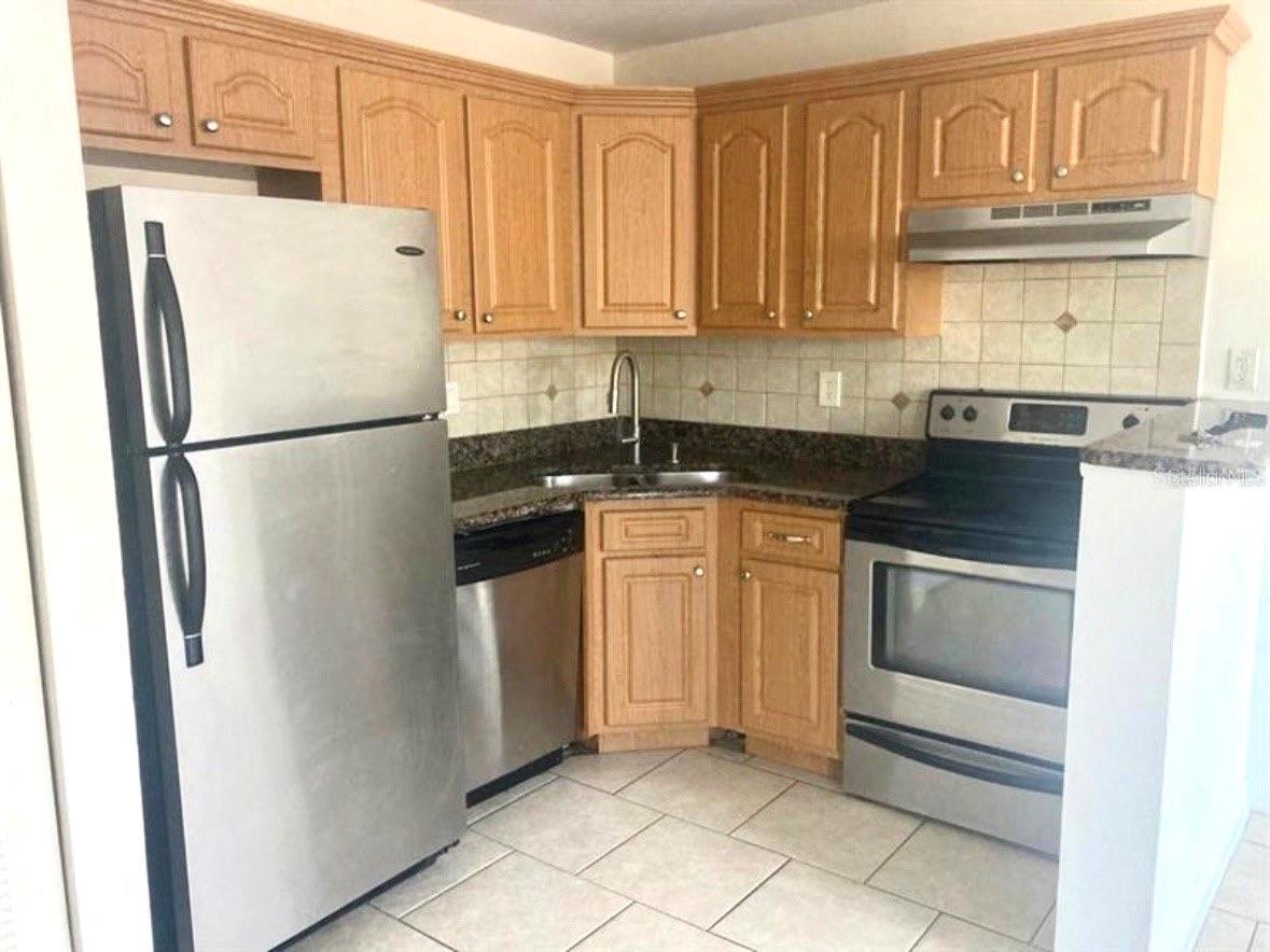 4772 WALDEN CIR #11, ORLANDO, FL, 32811