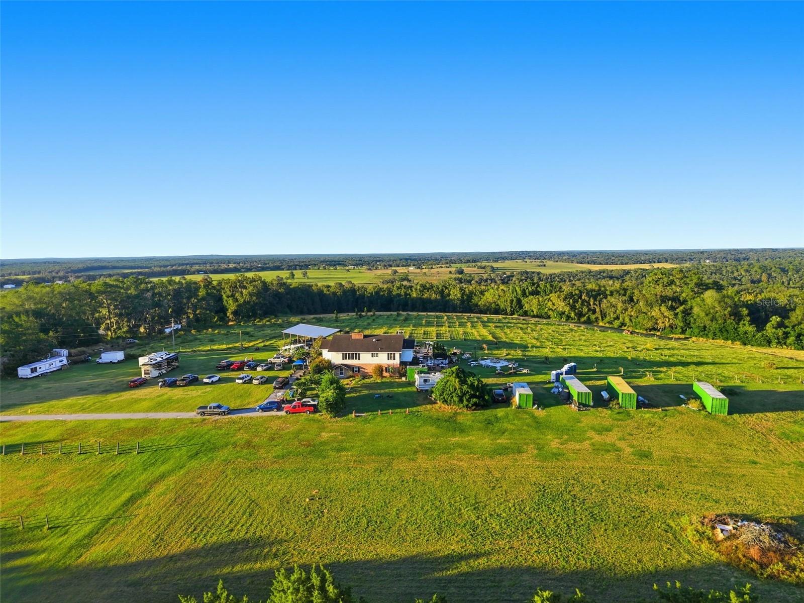 21509 SNOW HILL RD, BROOKSVILLE, FL, 34601