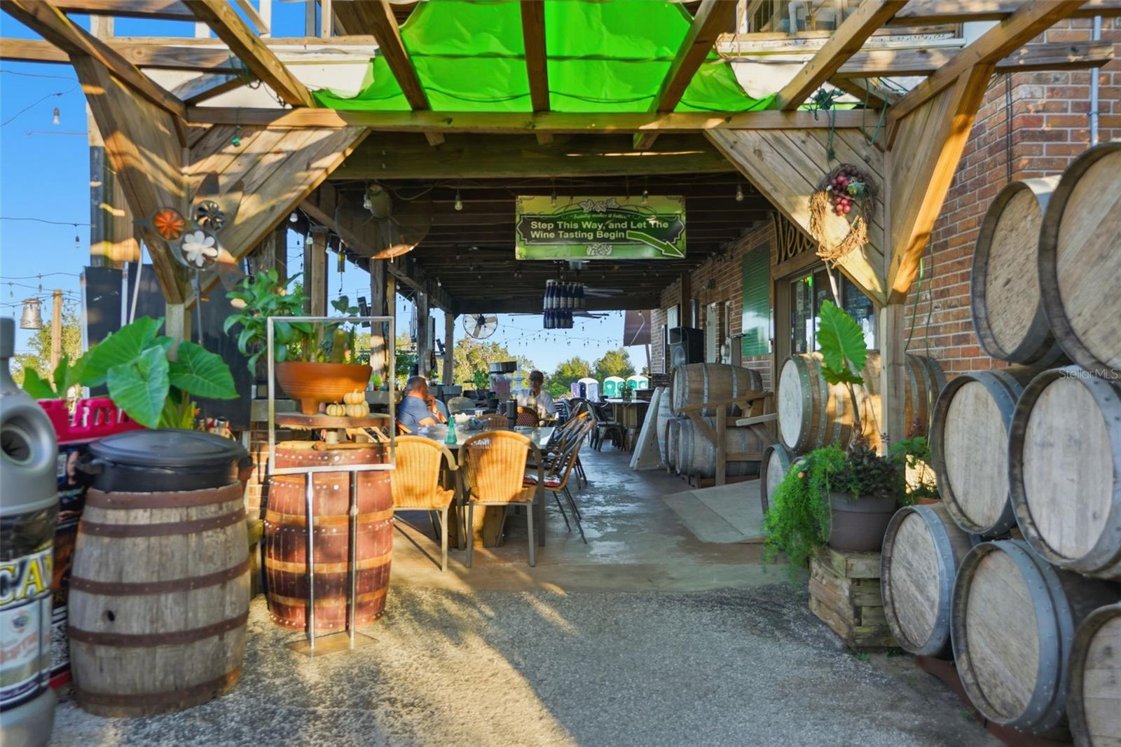 21509 SNOW HILL RD, BROOKSVILLE, FL, 34601