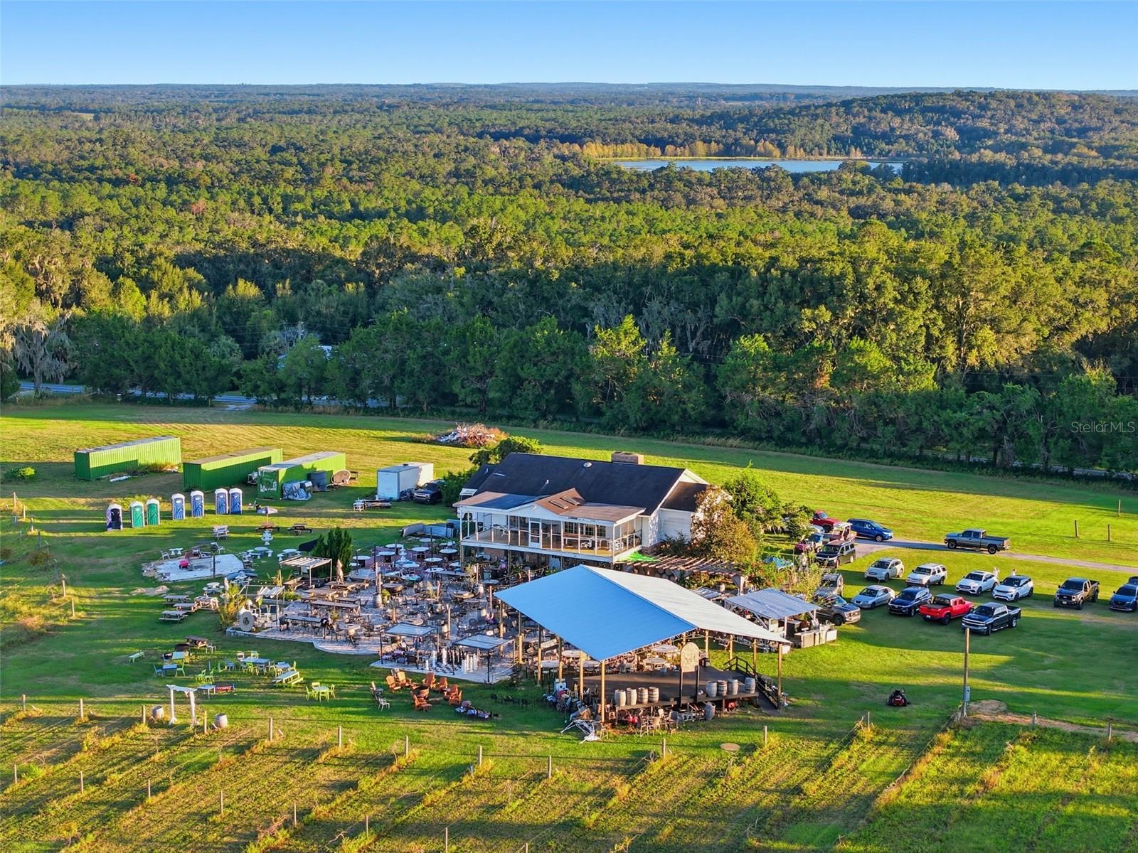 21509 SNOW HILL RD, BROOKSVILLE, FL, 34601