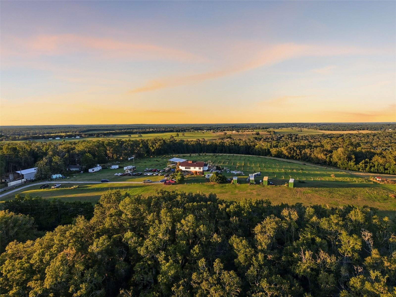 21509 SNOW HILL RD, BROOKSVILLE, FL, 34601