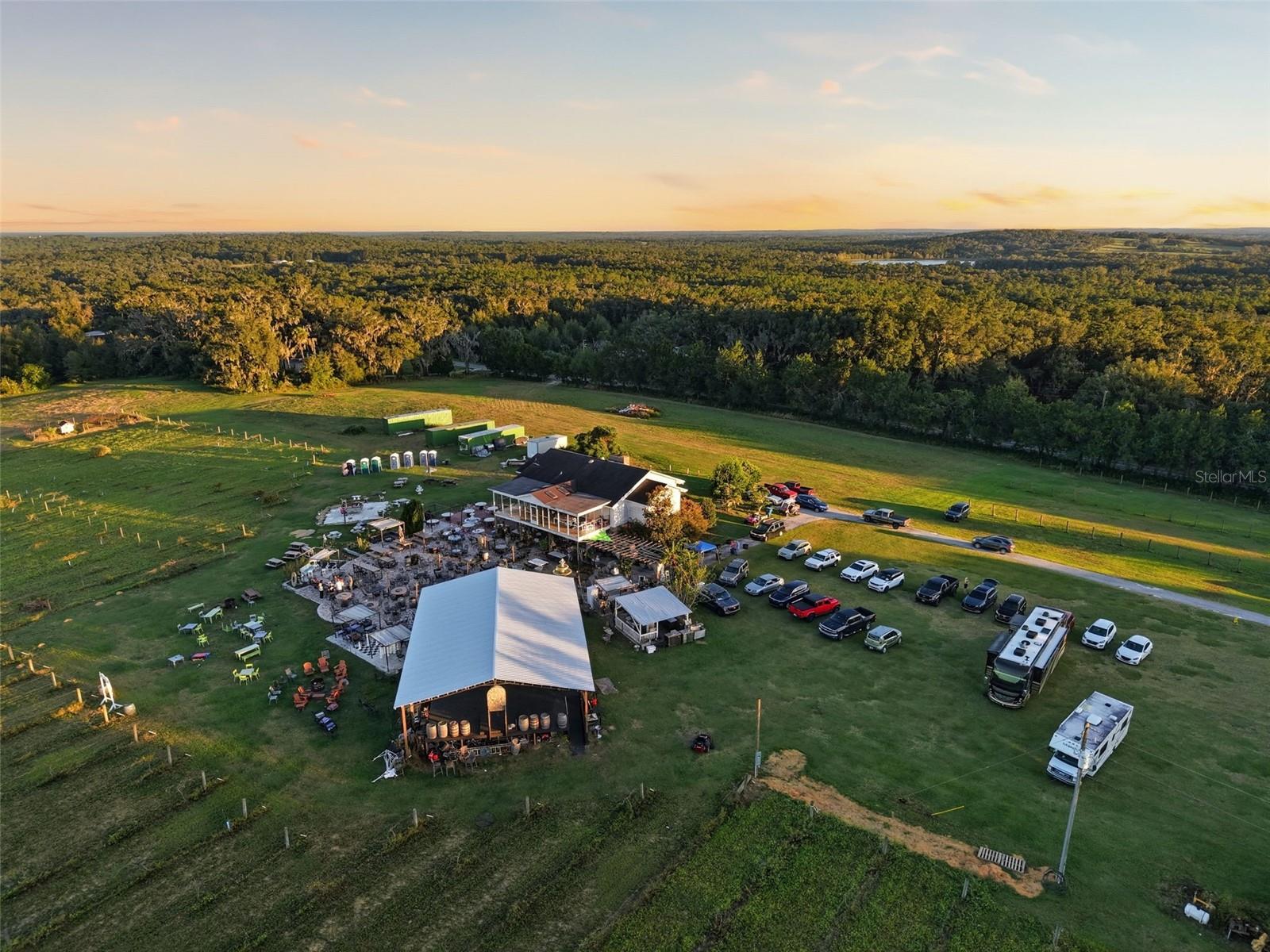 21509 SNOW HILL RD, BROOKSVILLE, FL, 34601