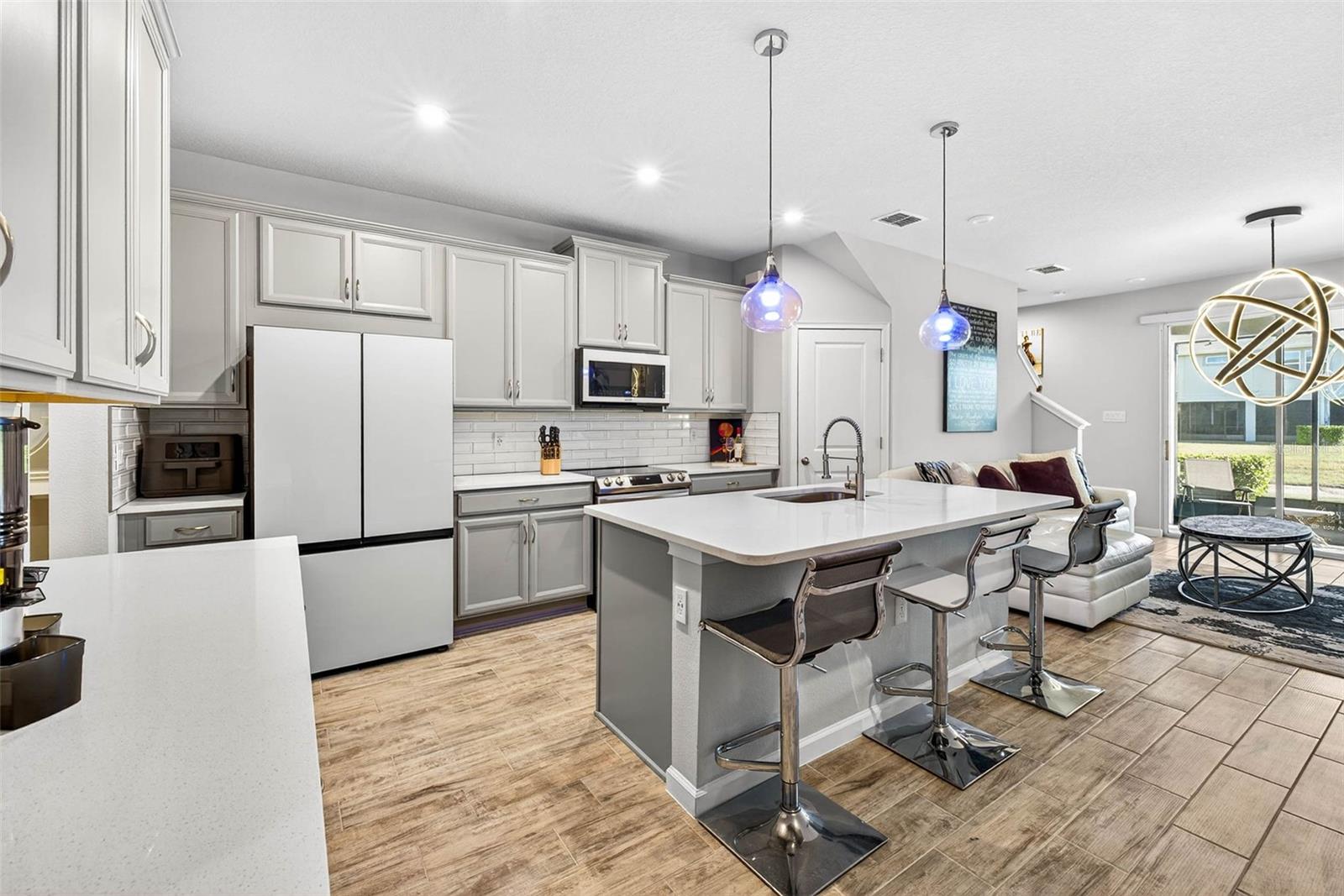 25993 WOVEN WICKER BND, LUTZ, FL, 33559