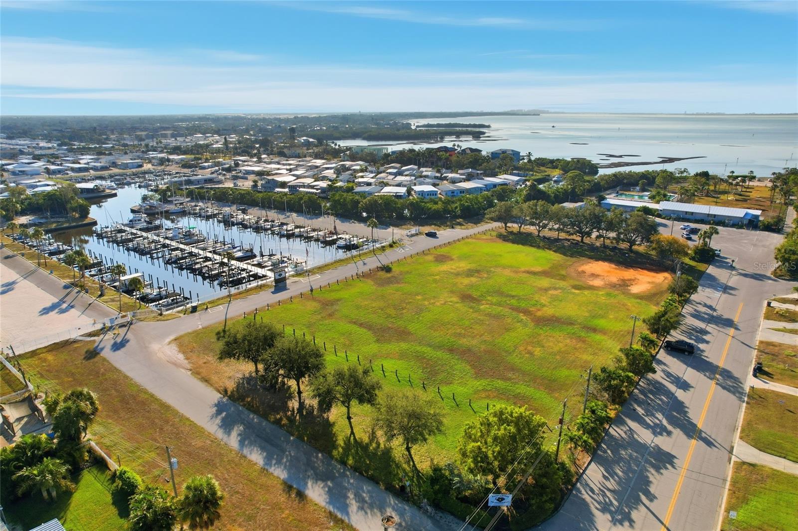 3120 MERCER RD, BRADENTON, FL, 34207