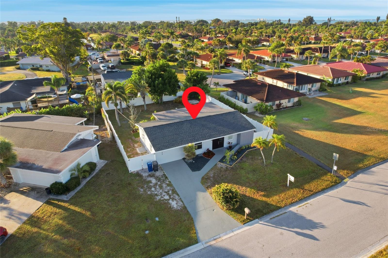 3120 MERCER RD, BRADENTON, FL, 34207