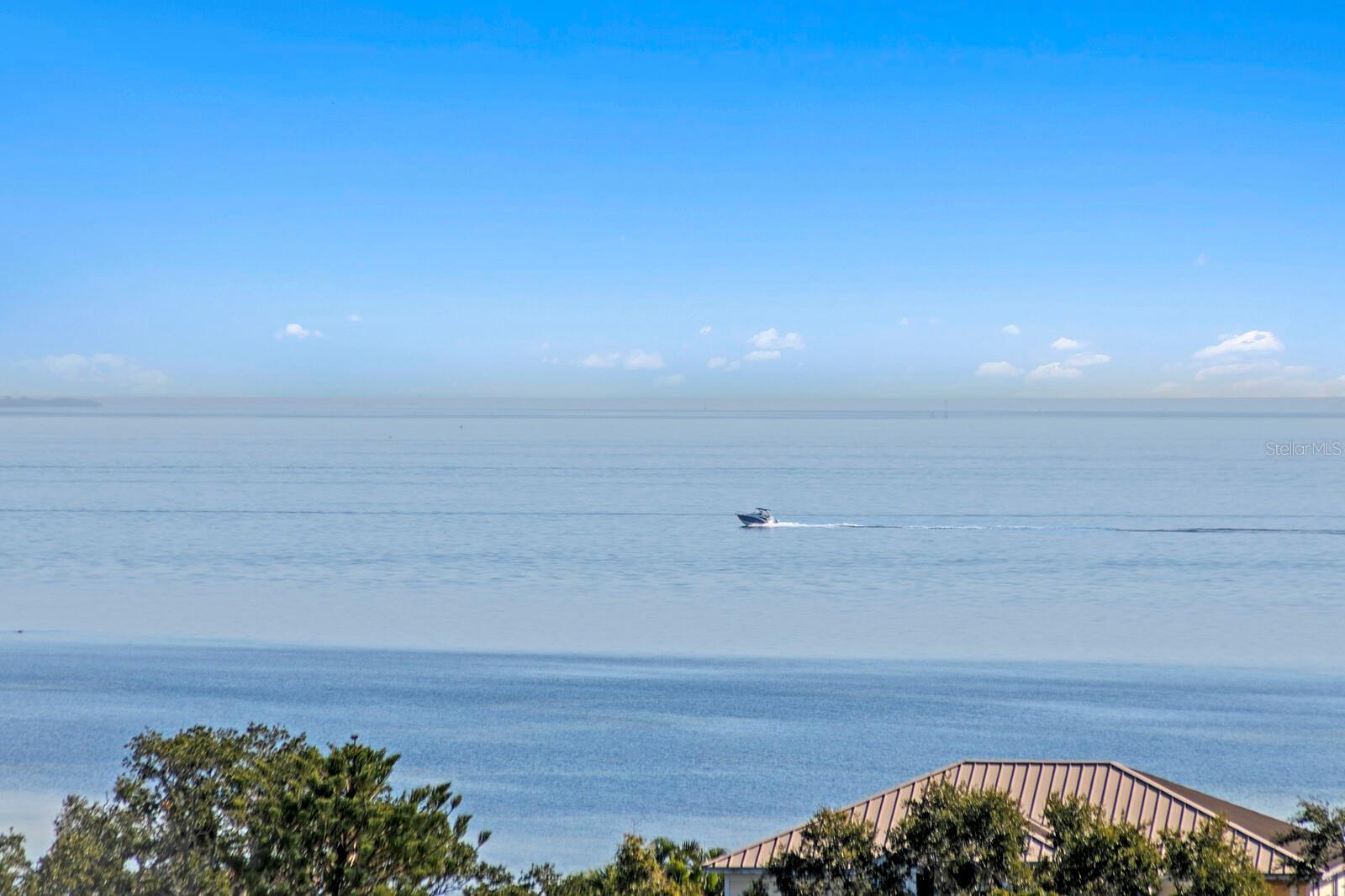 1325 SNELL ISLE BLVD NE #811, ST PETERSBURG, FL, 33704