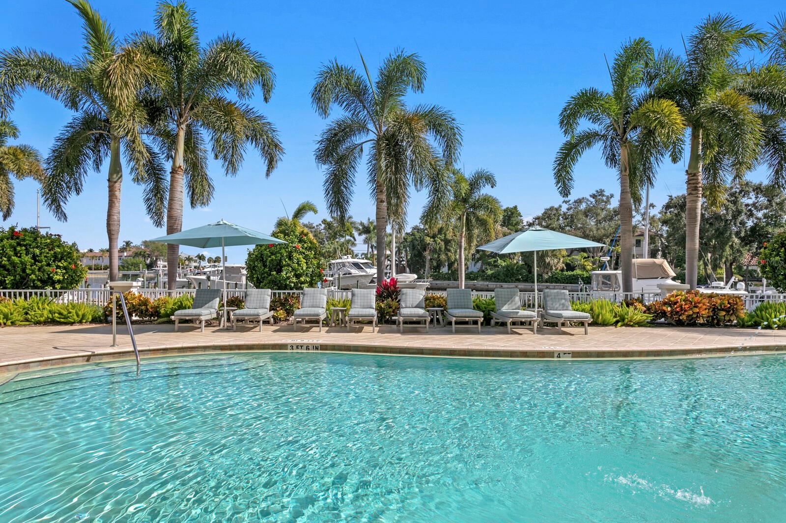 1325 SNELL ISLE BLVD NE #811, ST PETERSBURG, FL, 33704