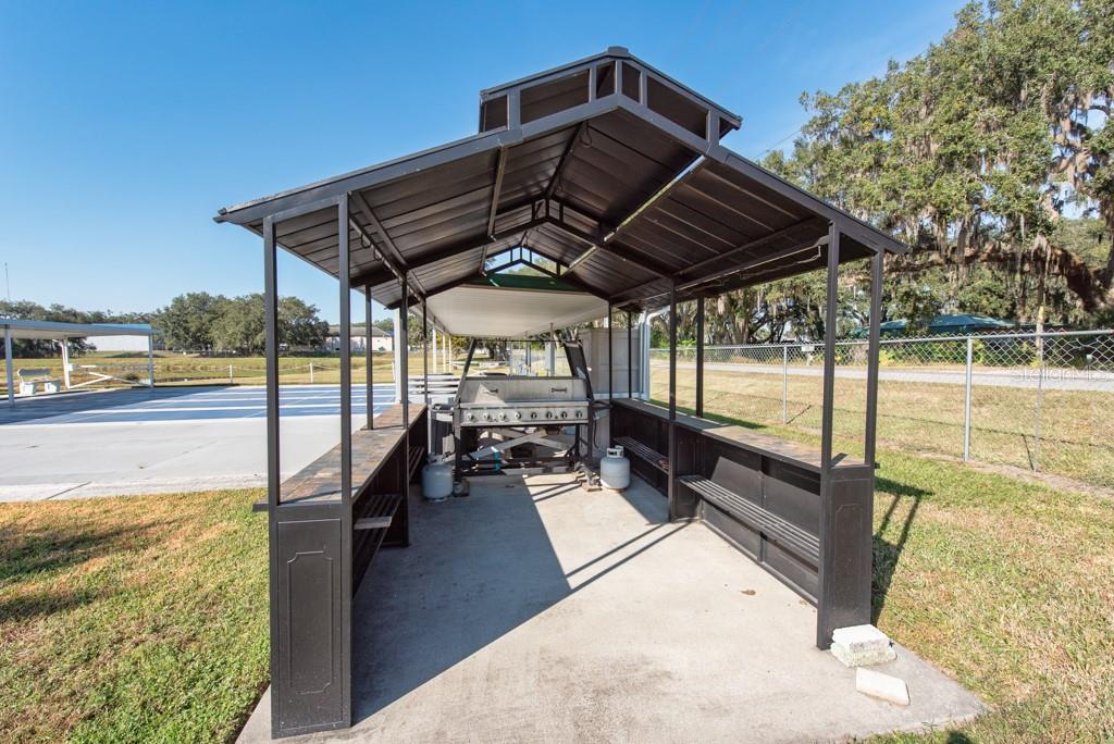 TB8449790 Property Photo