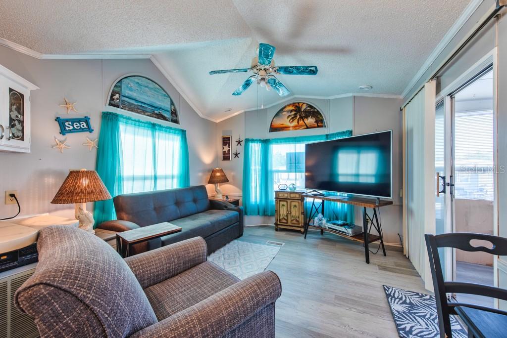 TB8449790 Property Photo