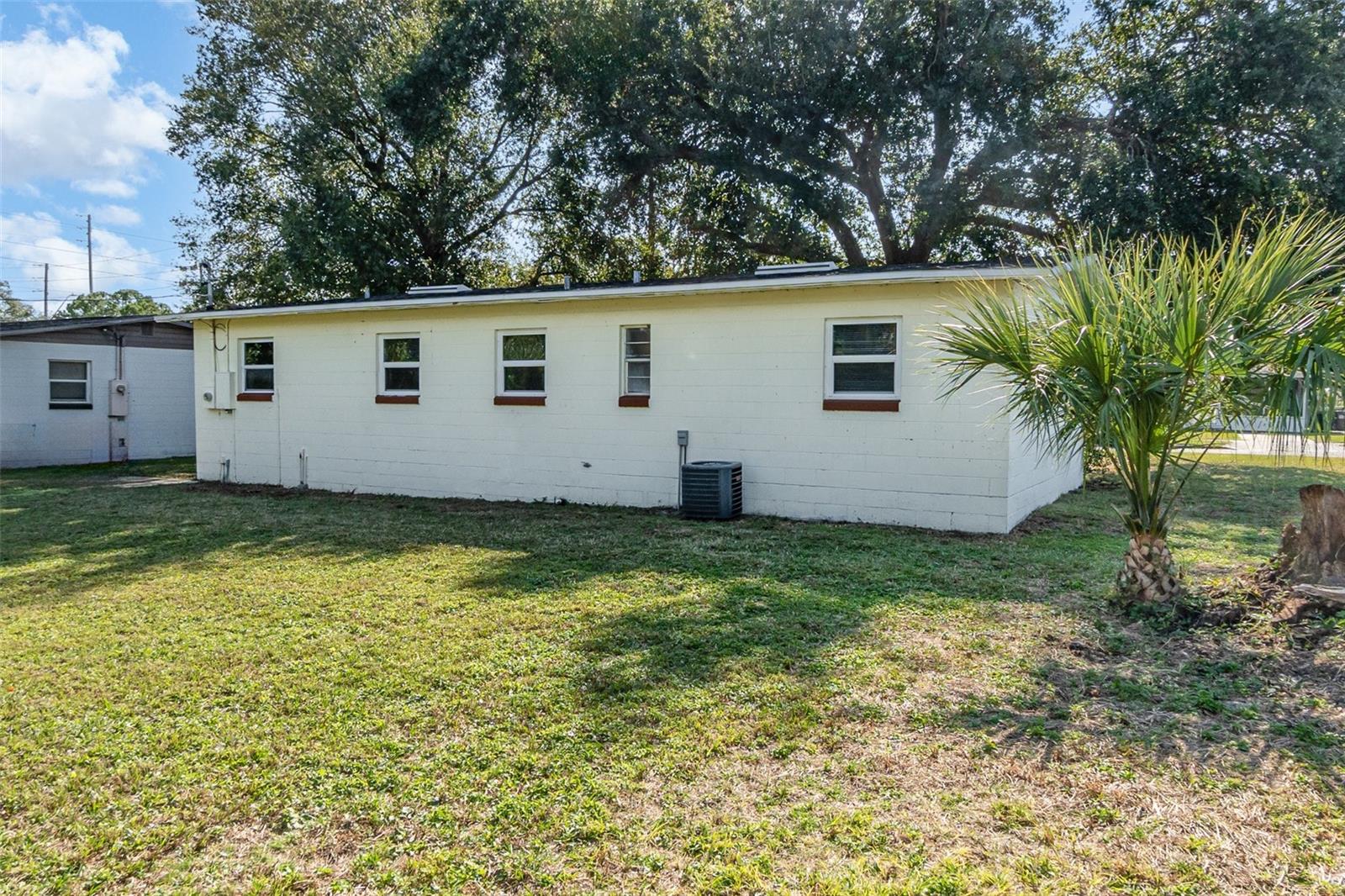 27 E SANDPIPER ST, APOPKA, FL, 32712