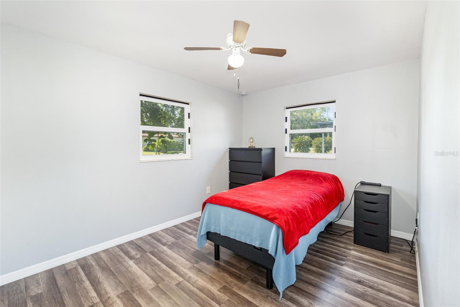 27 E SANDPIPER ST, APOPKA, FL, 32712