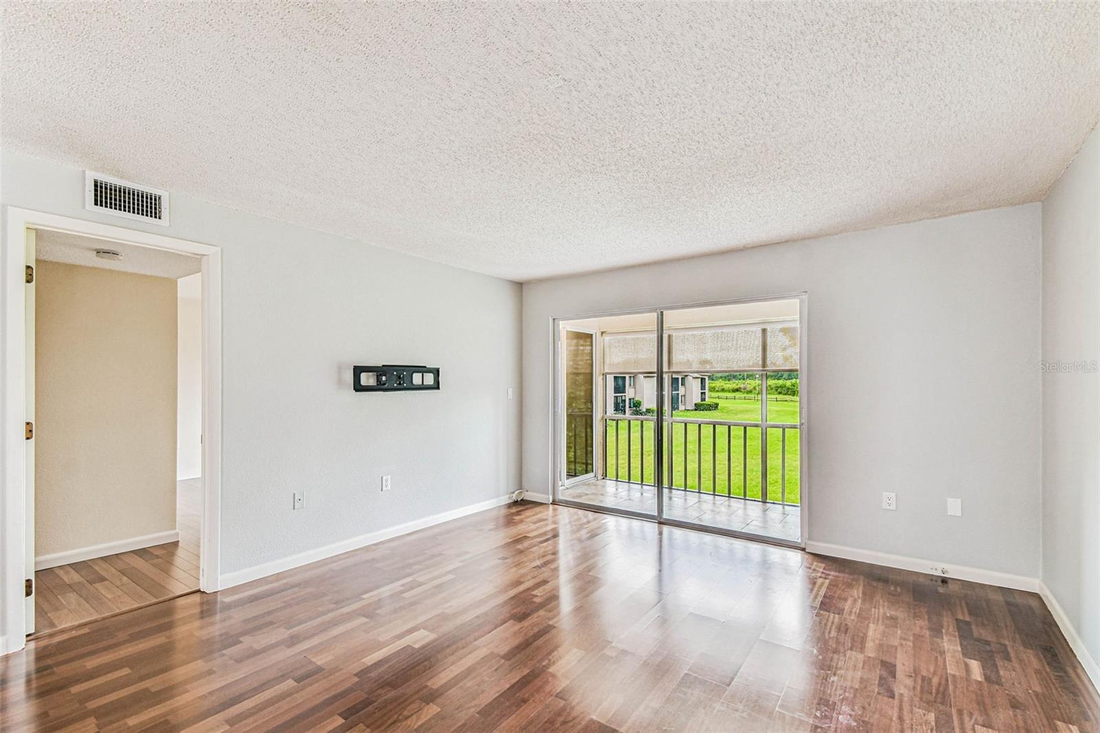 204 MARY DR, OLDSMAR, FL, 34677