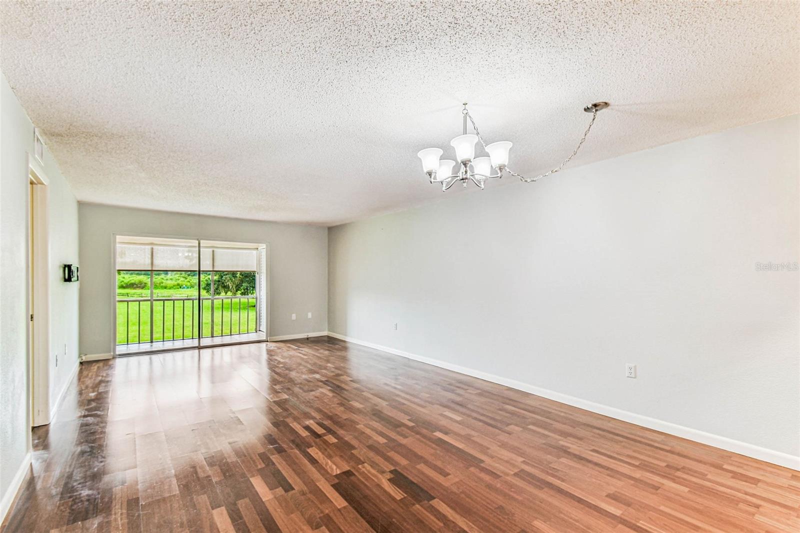 204 MARY DR, OLDSMAR, FL, 34677