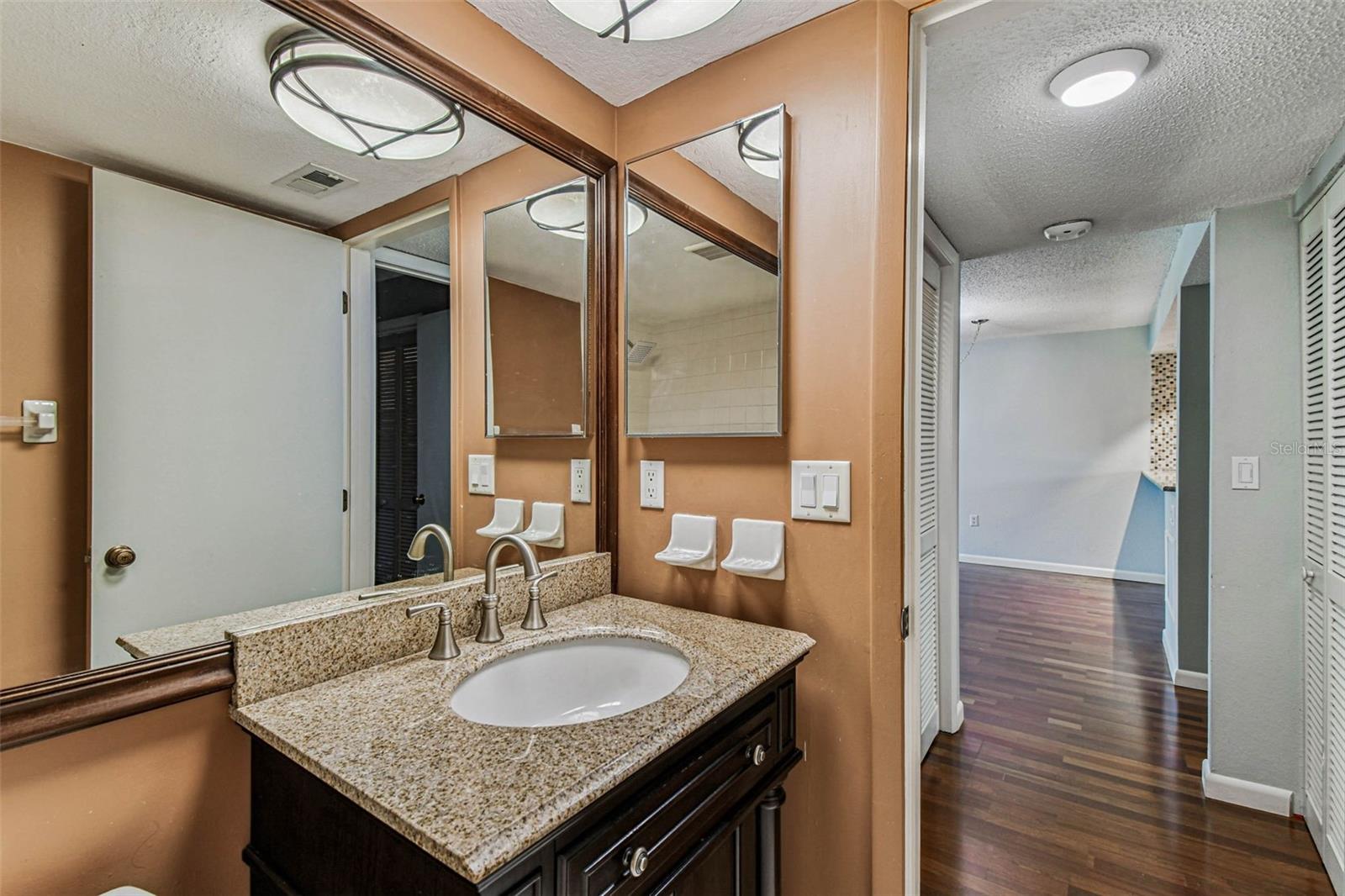 204 MARY DR, OLDSMAR, FL, 34677