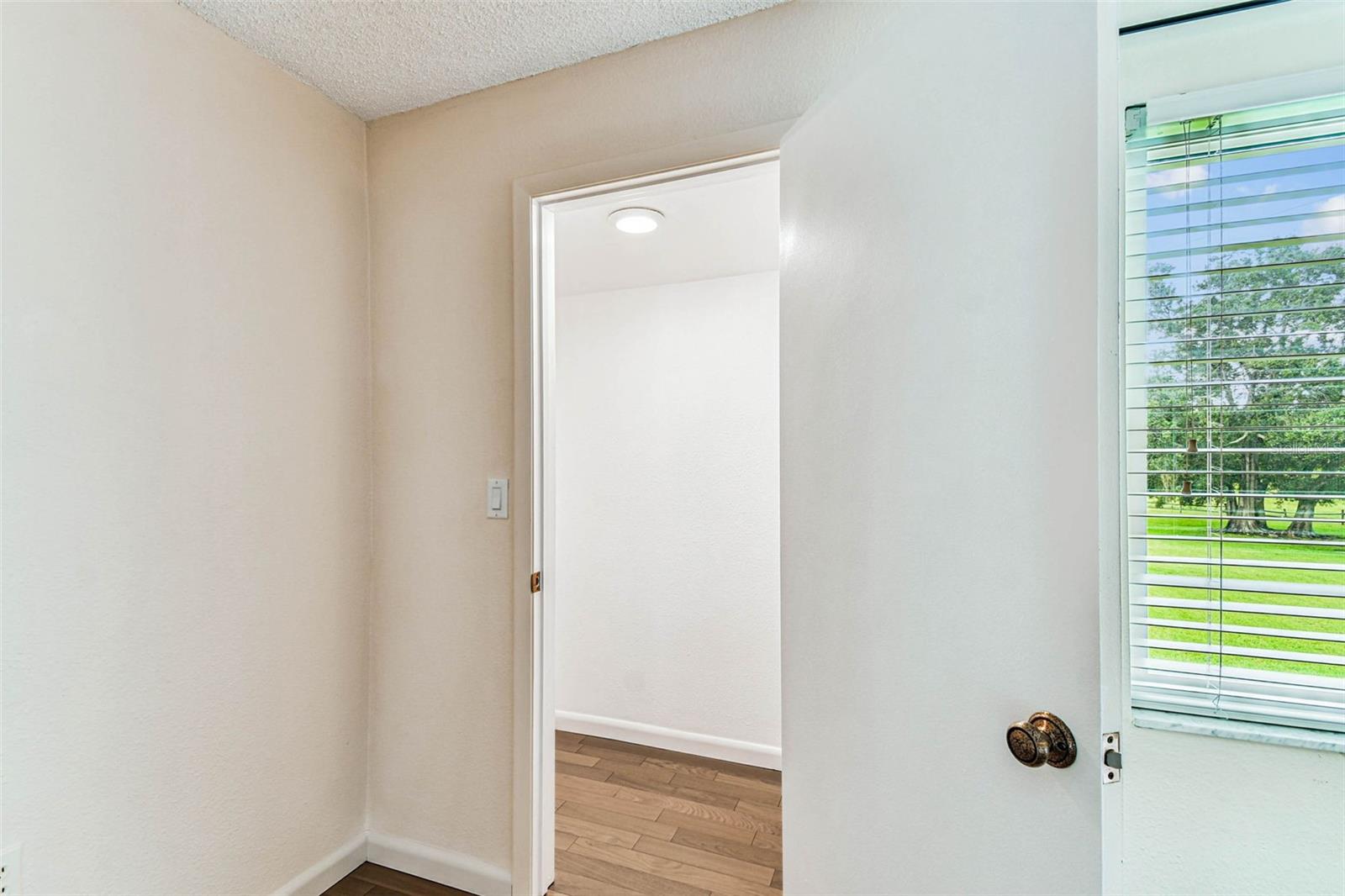 204 MARY DR, OLDSMAR, FL, 34677