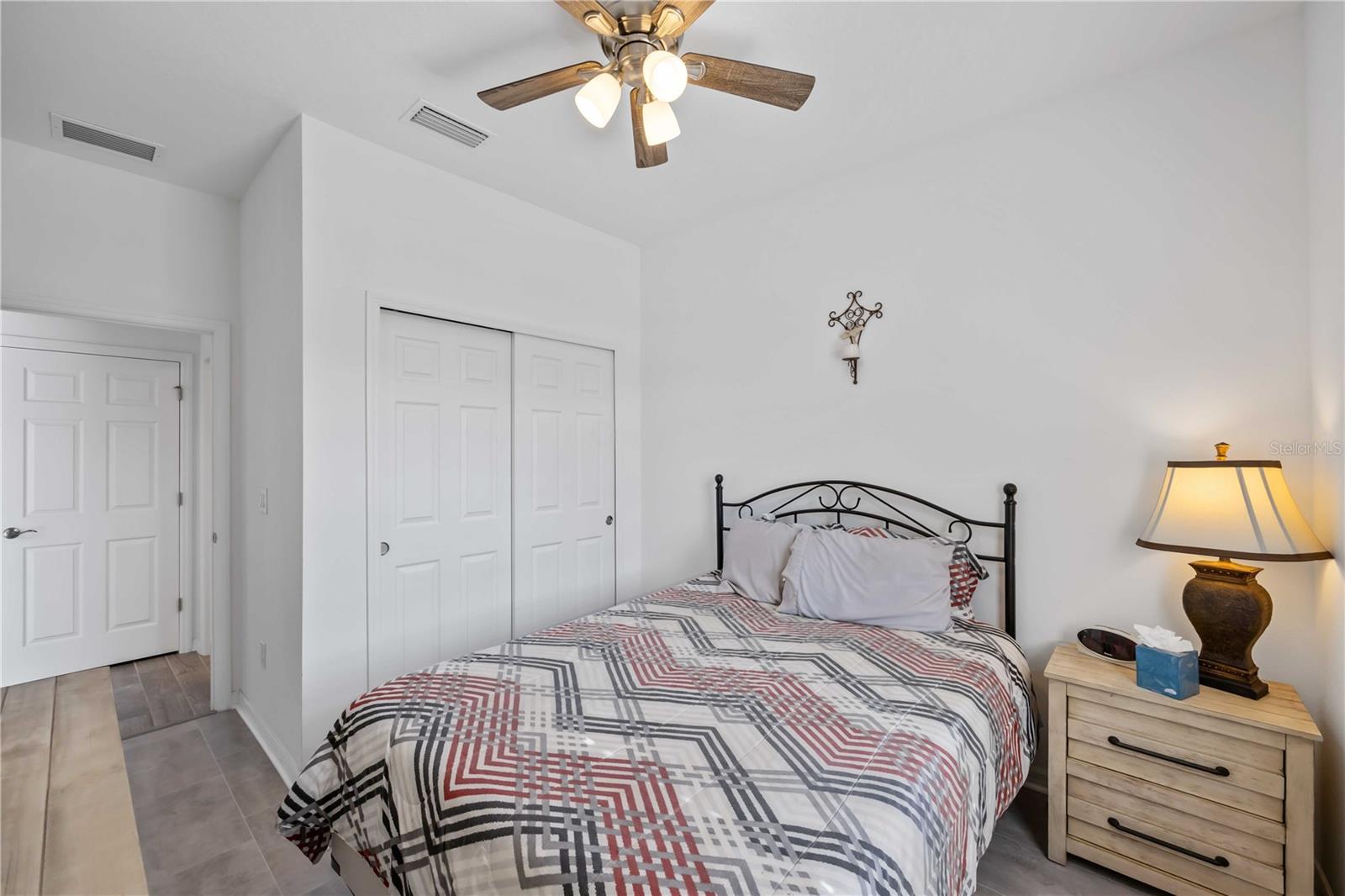 6081 AMBERLY DR, BRADENTON, FL, 34208