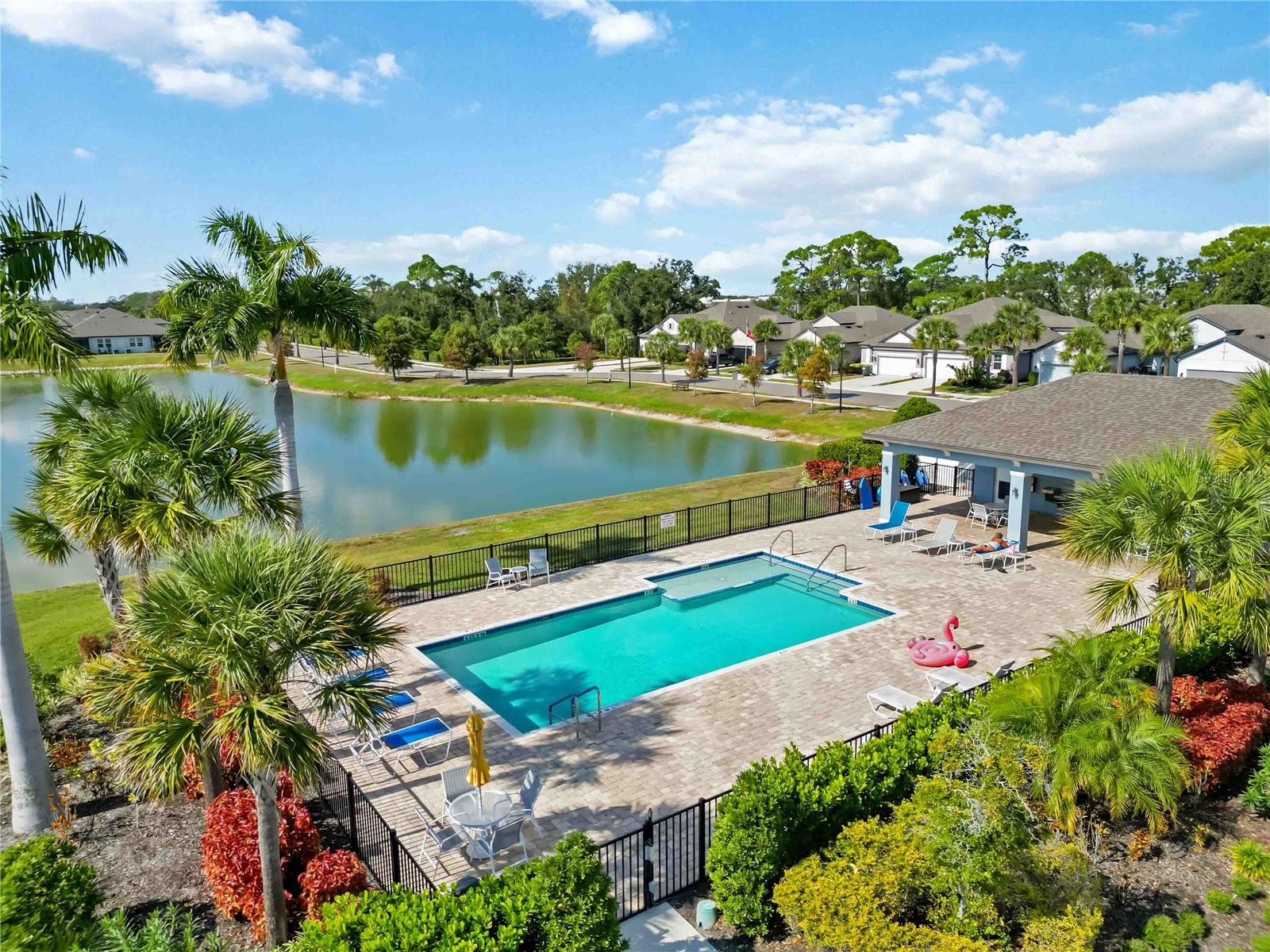 6081 AMBERLY DR, BRADENTON, FL, 34208