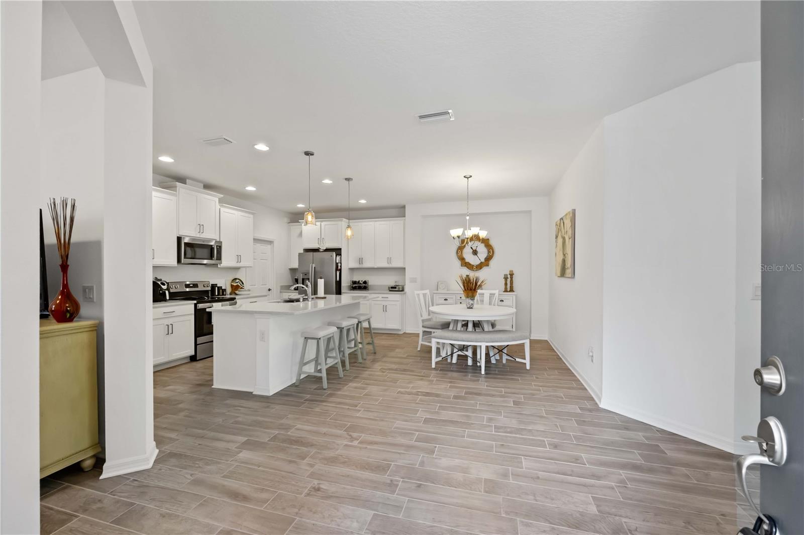 6081 AMBERLY DR, BRADENTON, FL, 34208