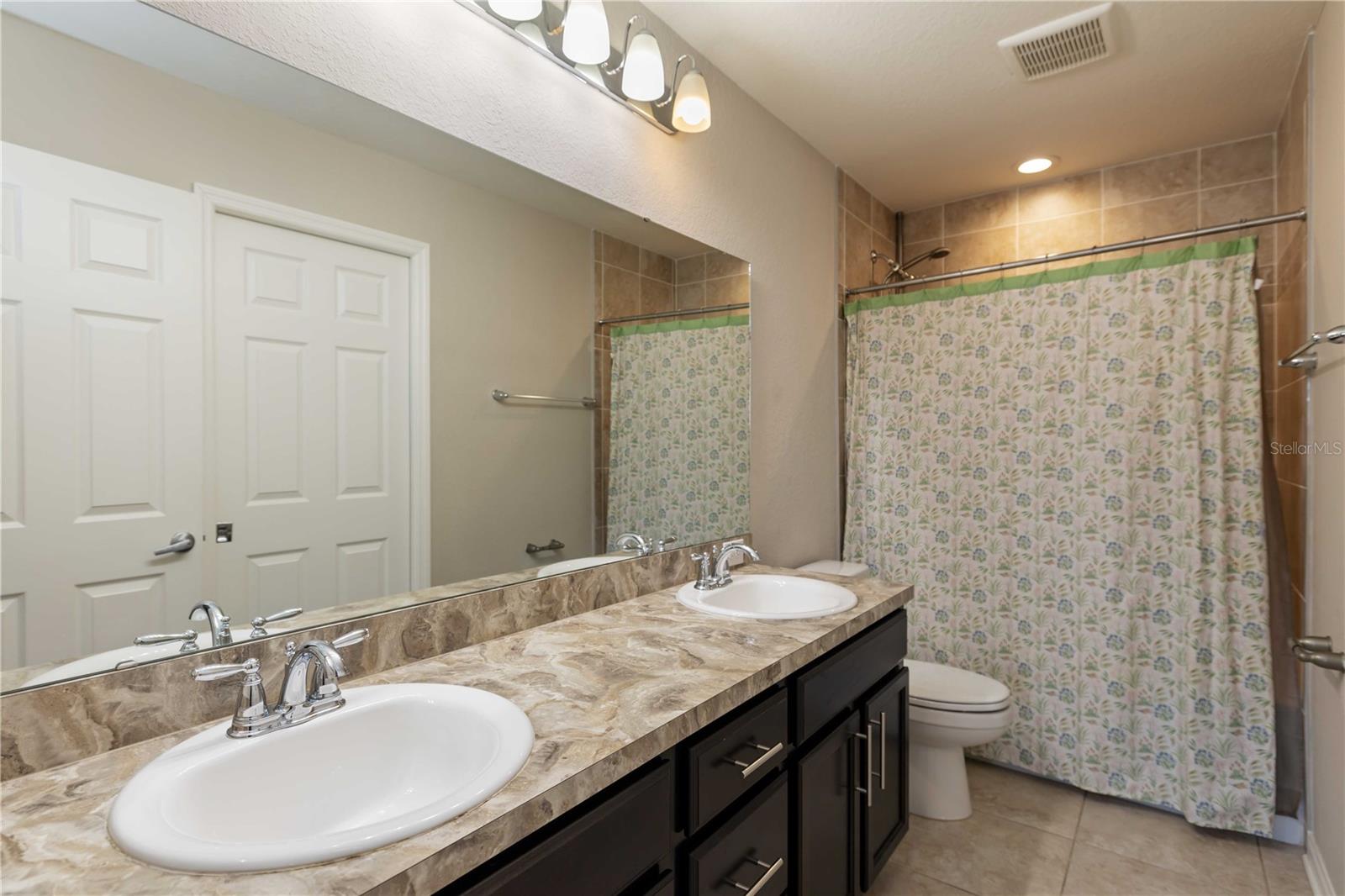 1218 GRANTHAM DR, SARASOTA, FL, 34234