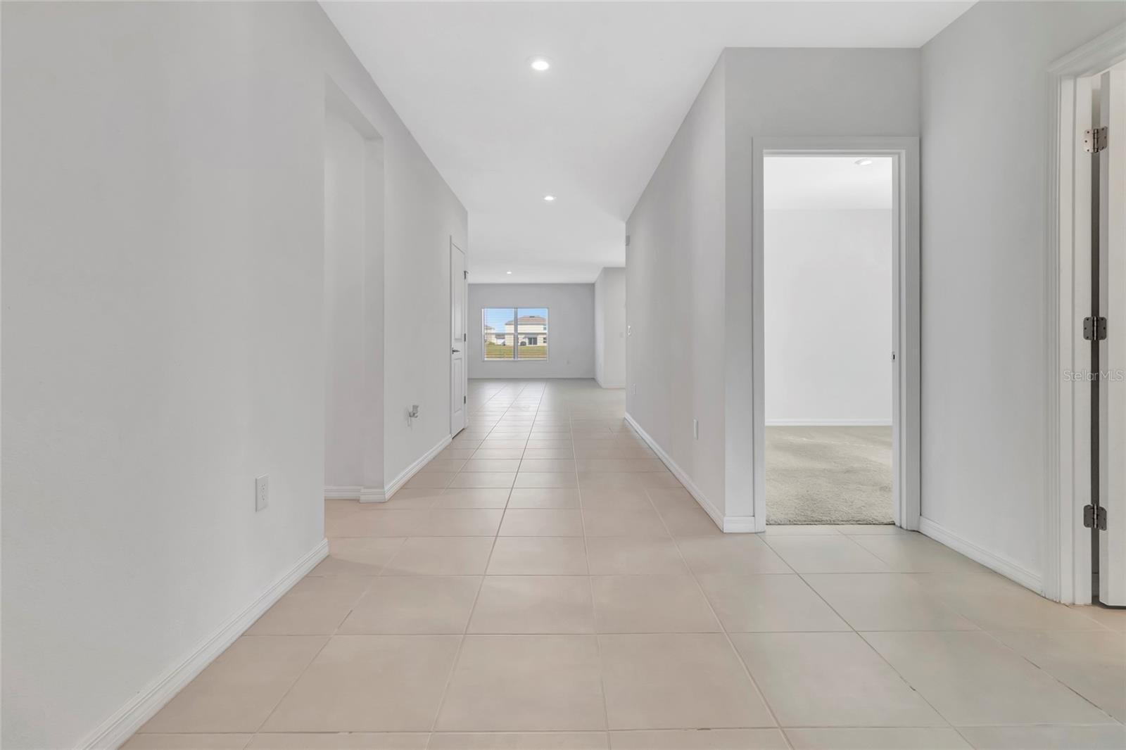 221 AQUAMARINE LN, KISSIMMEE, FL, 34758