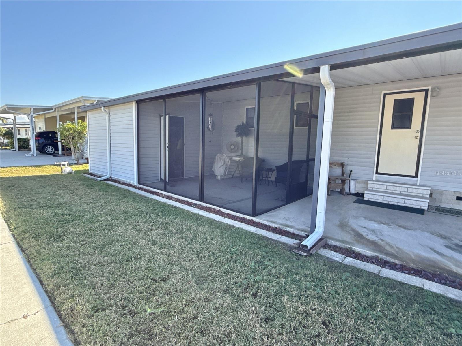 6821 AMERICANA DR NE #106, ST PETERSBURG, FL, 33702