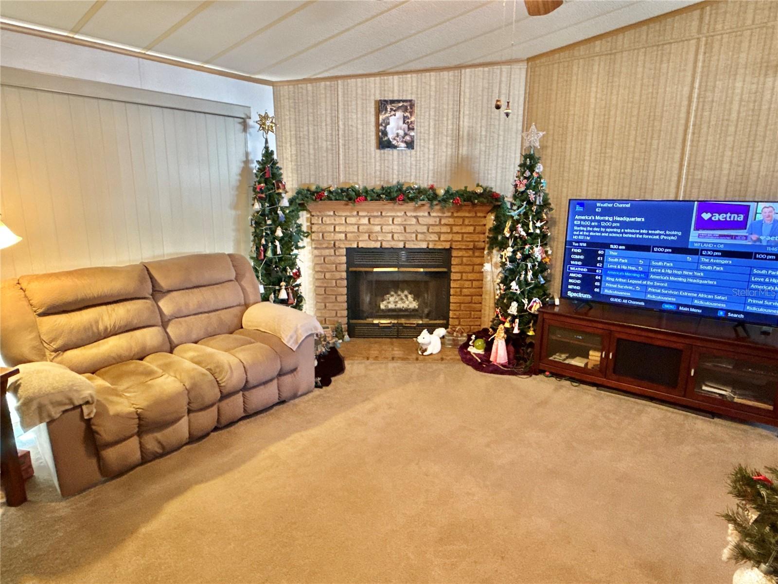 6821 AMERICANA DR NE #106, ST PETERSBURG, FL, 33702