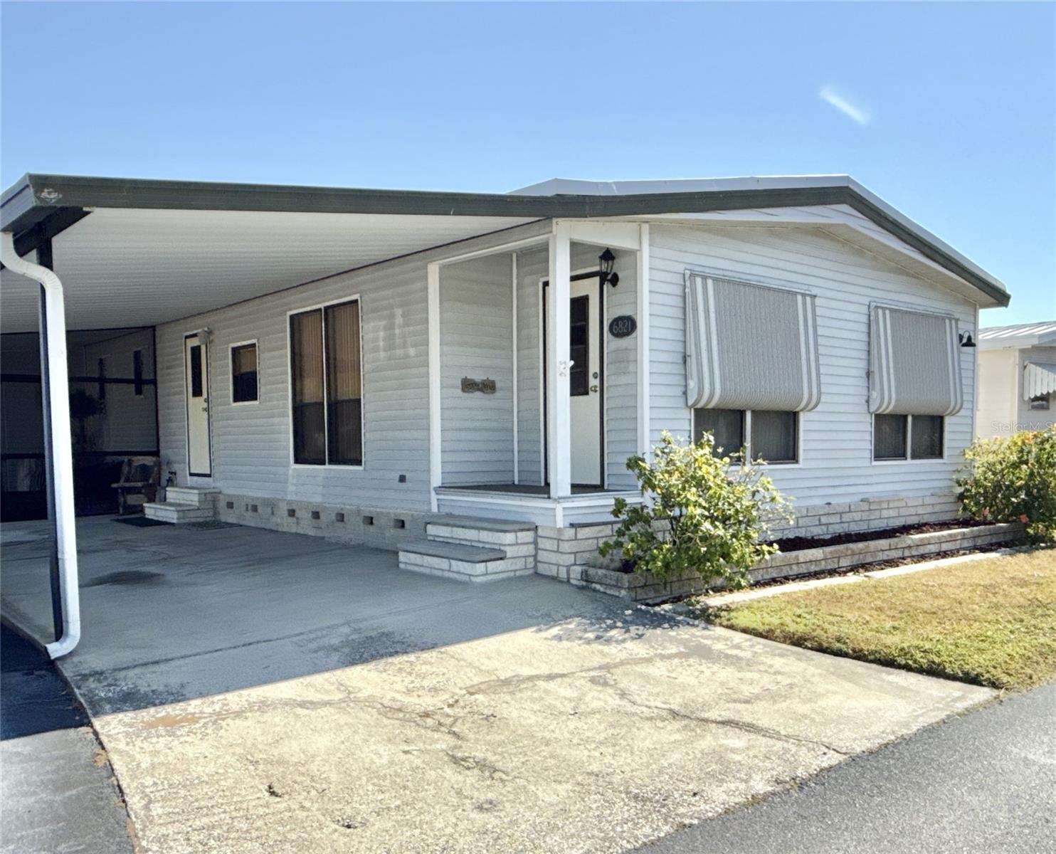 6821 AMERICANA DR NE #106, ST PETERSBURG, FL, 33702