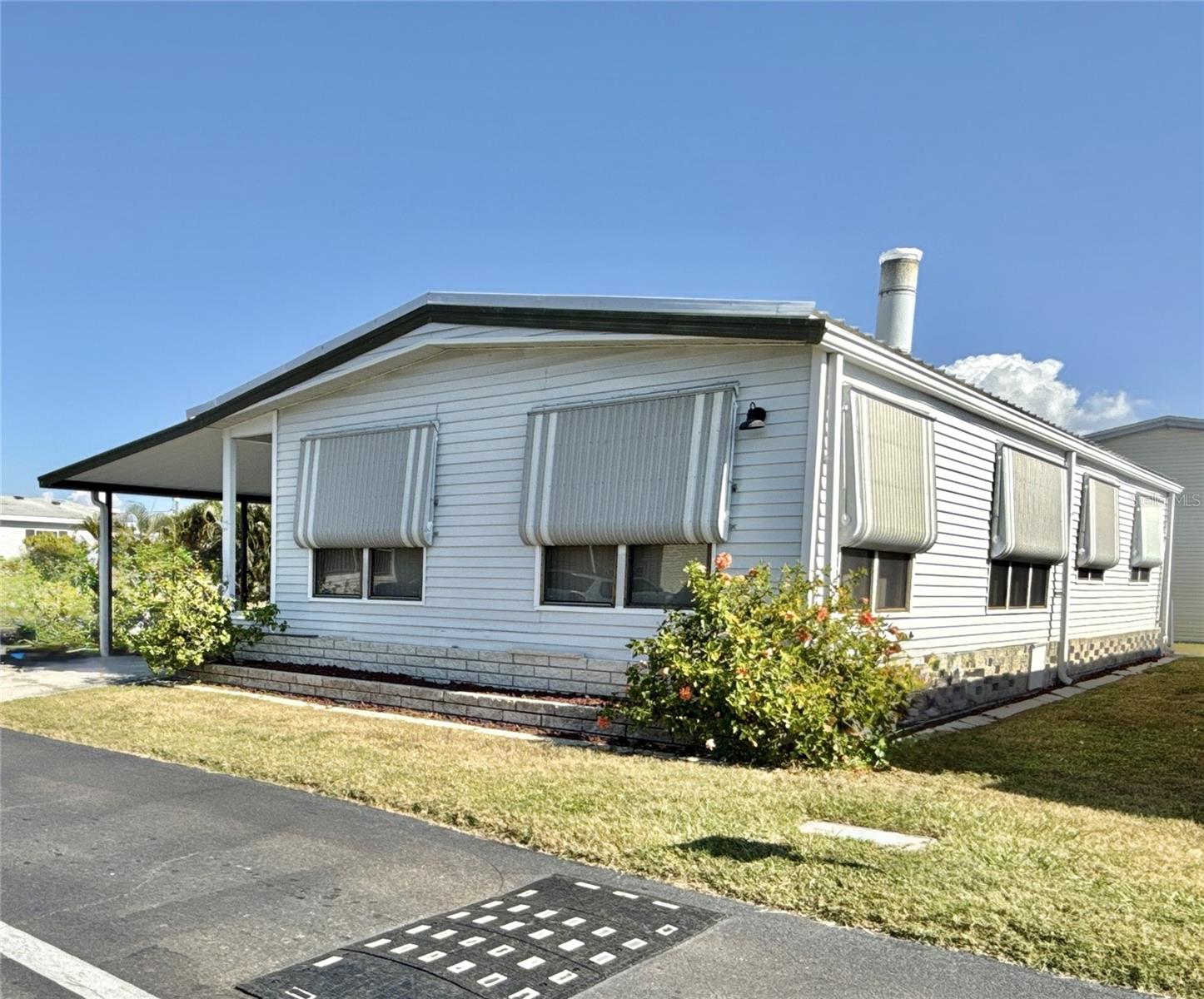 6821 AMERICANA DR NE #106, ST PETERSBURG, FL, 33702