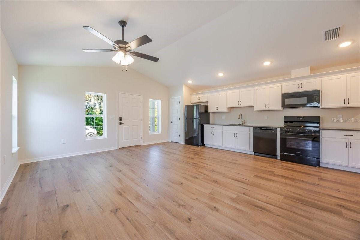 1162 FAIRWAY DR, LAKELAND, FL, 33801