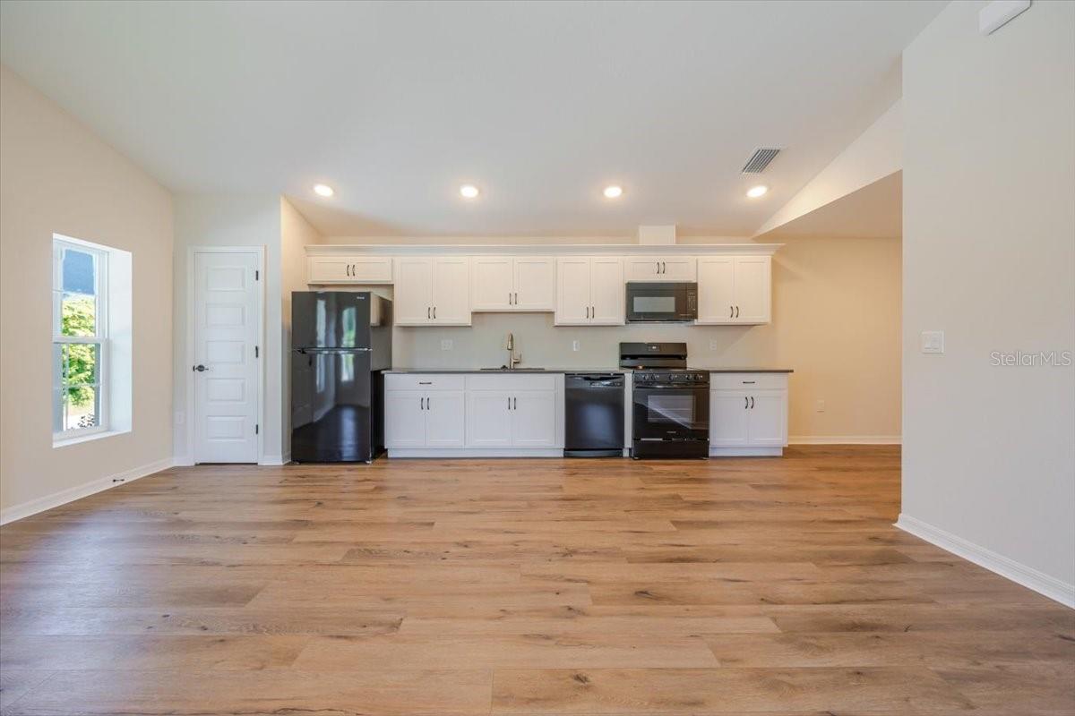 1162 FAIRWAY DR, LAKELAND, FL, 33801