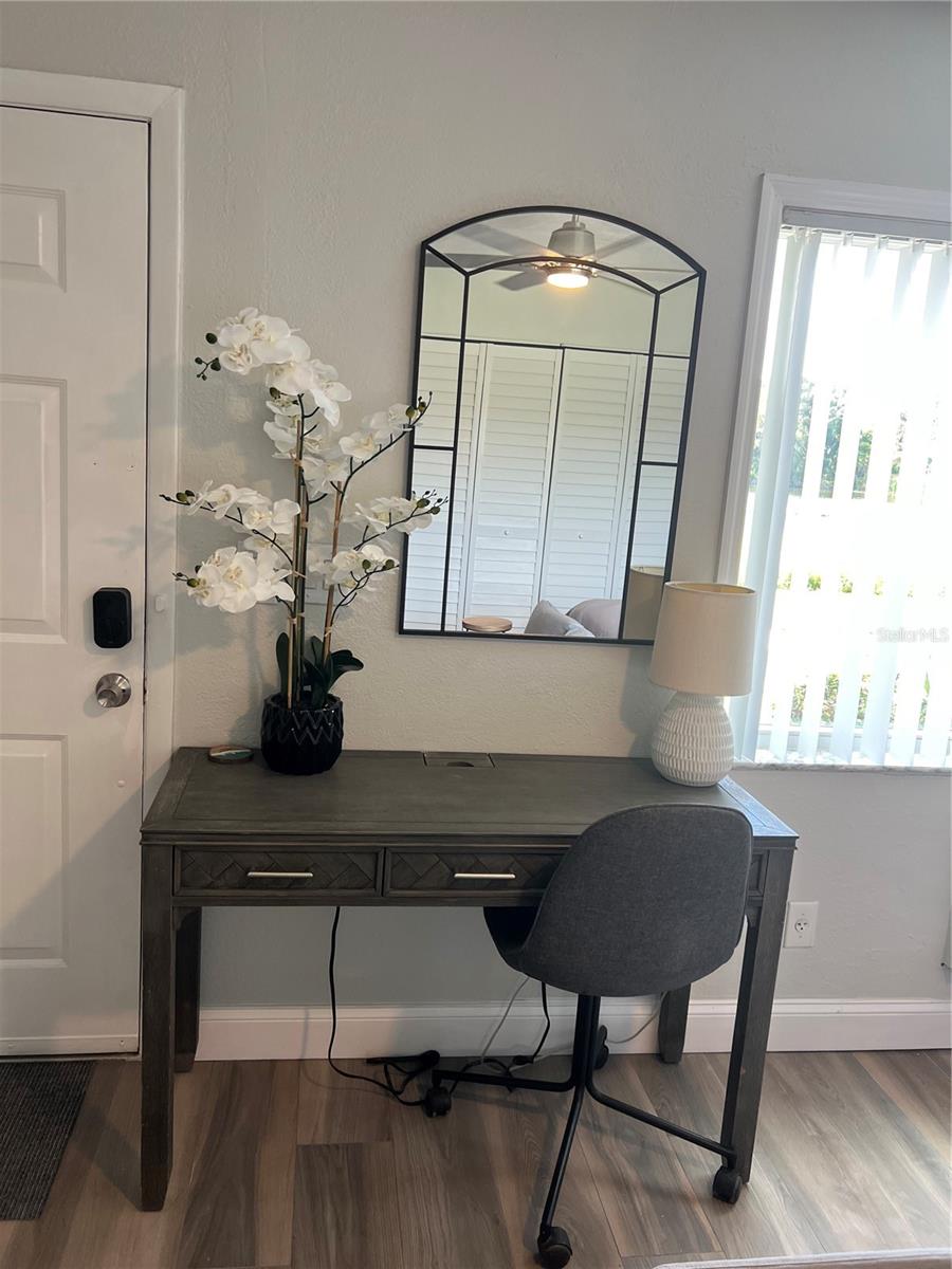 4141 DOLPHIN DR #4141, TAMPA, FL, 33617