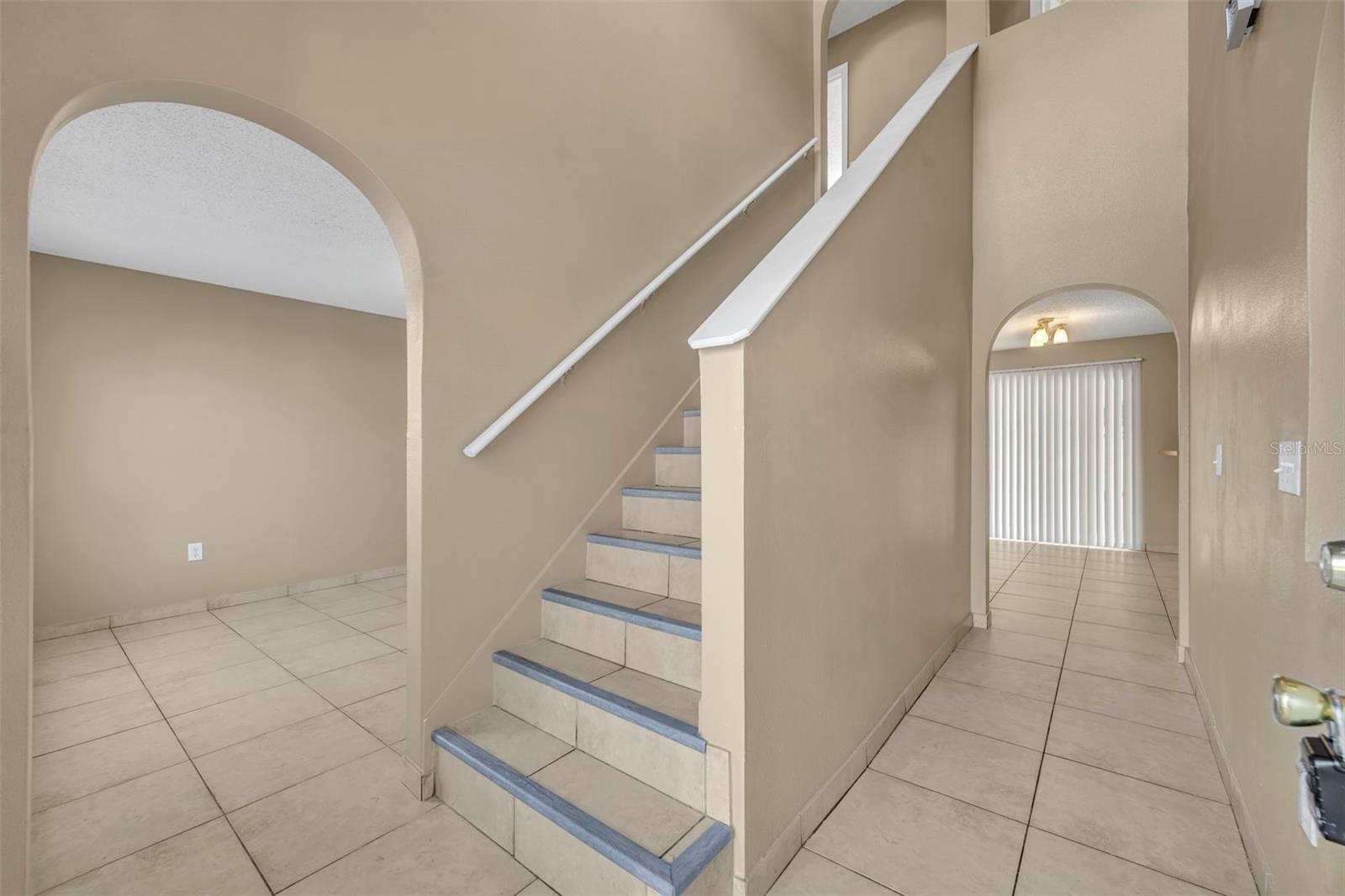 204 CANTERBURY CT, KISSIMMEE, FL, 34758