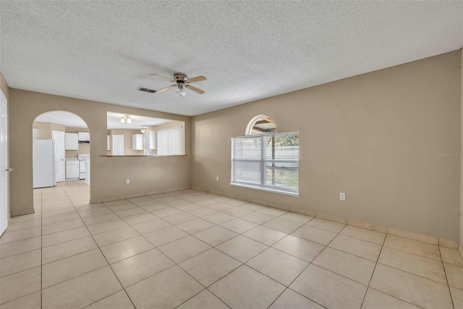 204 CANTERBURY CT, KISSIMMEE, FL, 34758