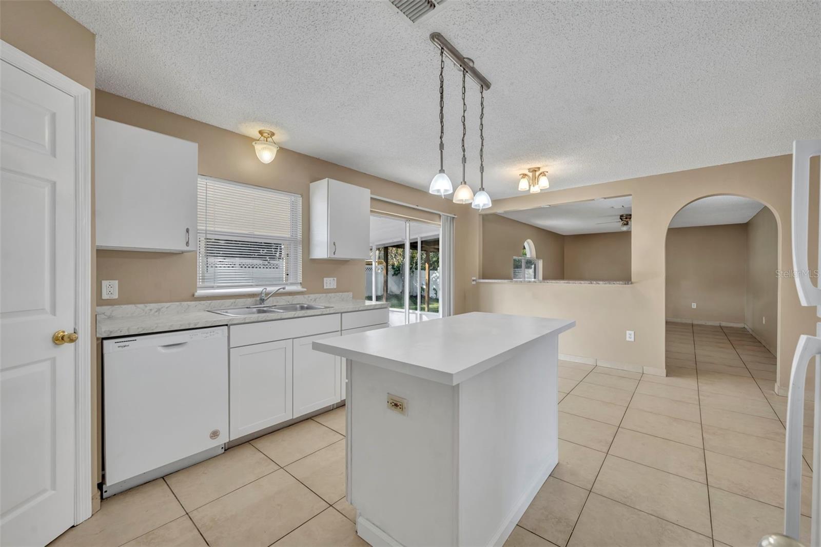 204 CANTERBURY CT, KISSIMMEE, FL, 34758